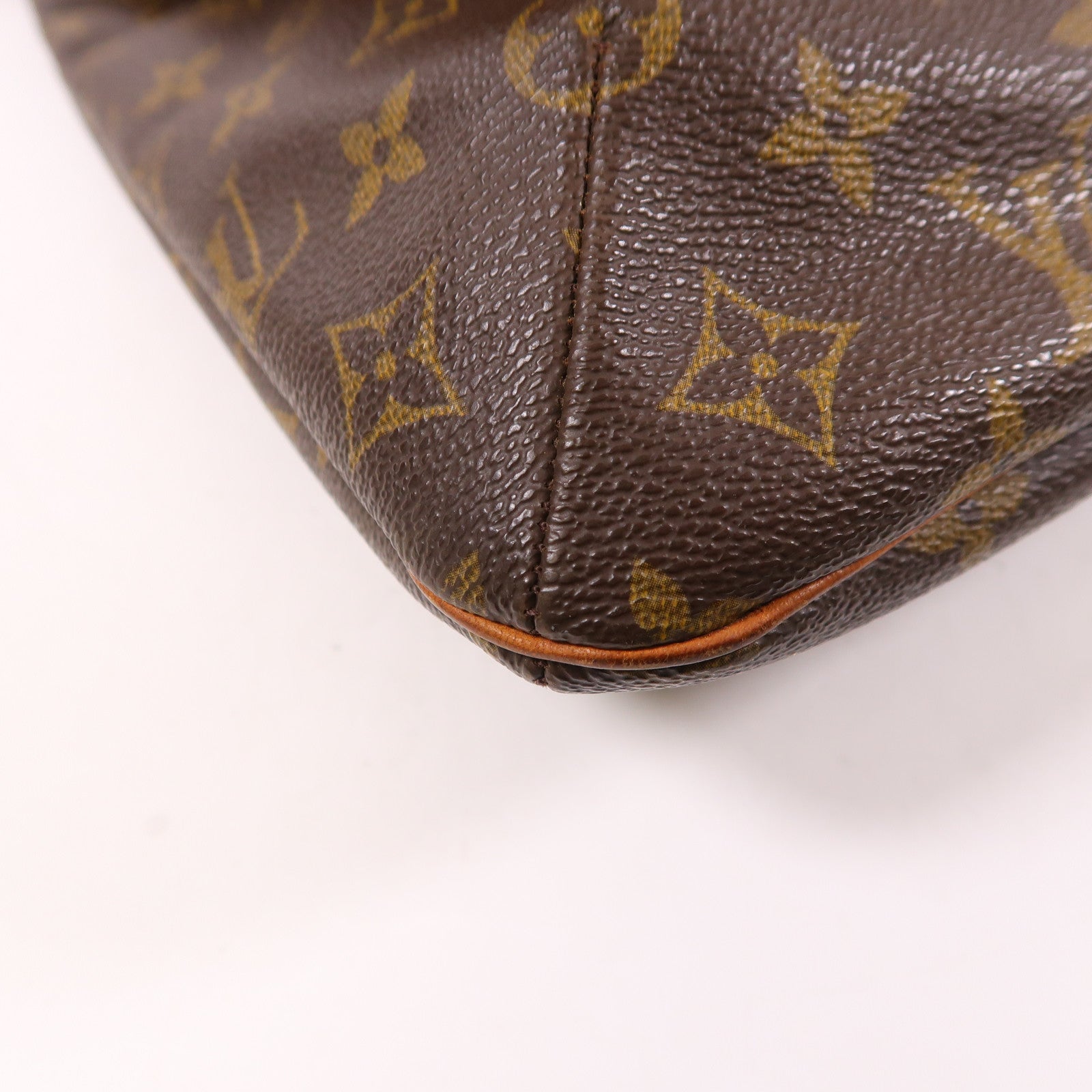 LOUIS VUITTON Monogram Musette金扣肩背袋