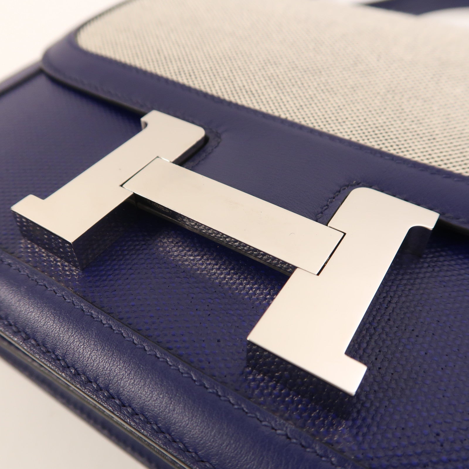 HERMES Toile帆布/Swift皮革Constance 24銀扣肩背袋Bleu Encre