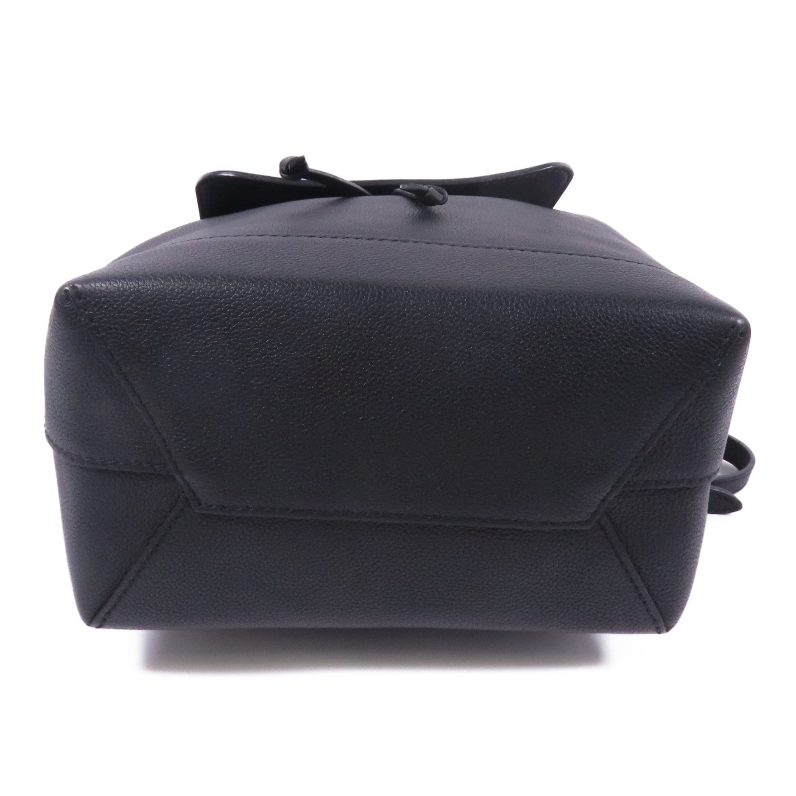 LOUIS VUITTON 【激減優惠】牛皮皮革Lock Me Backpack銀扣背包