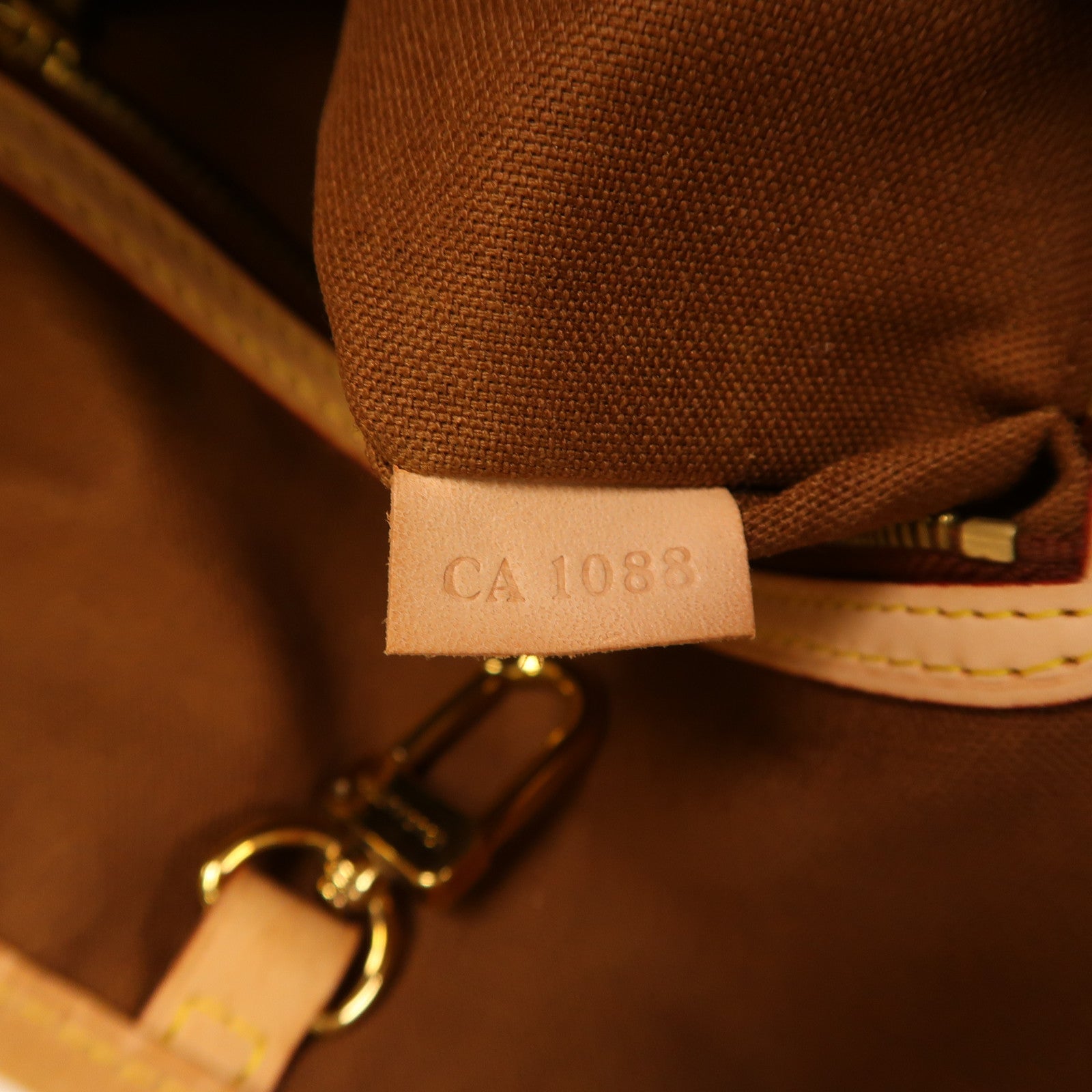 LOUIS VUITTON Monogram Batignolles金扣手挽袋啡色