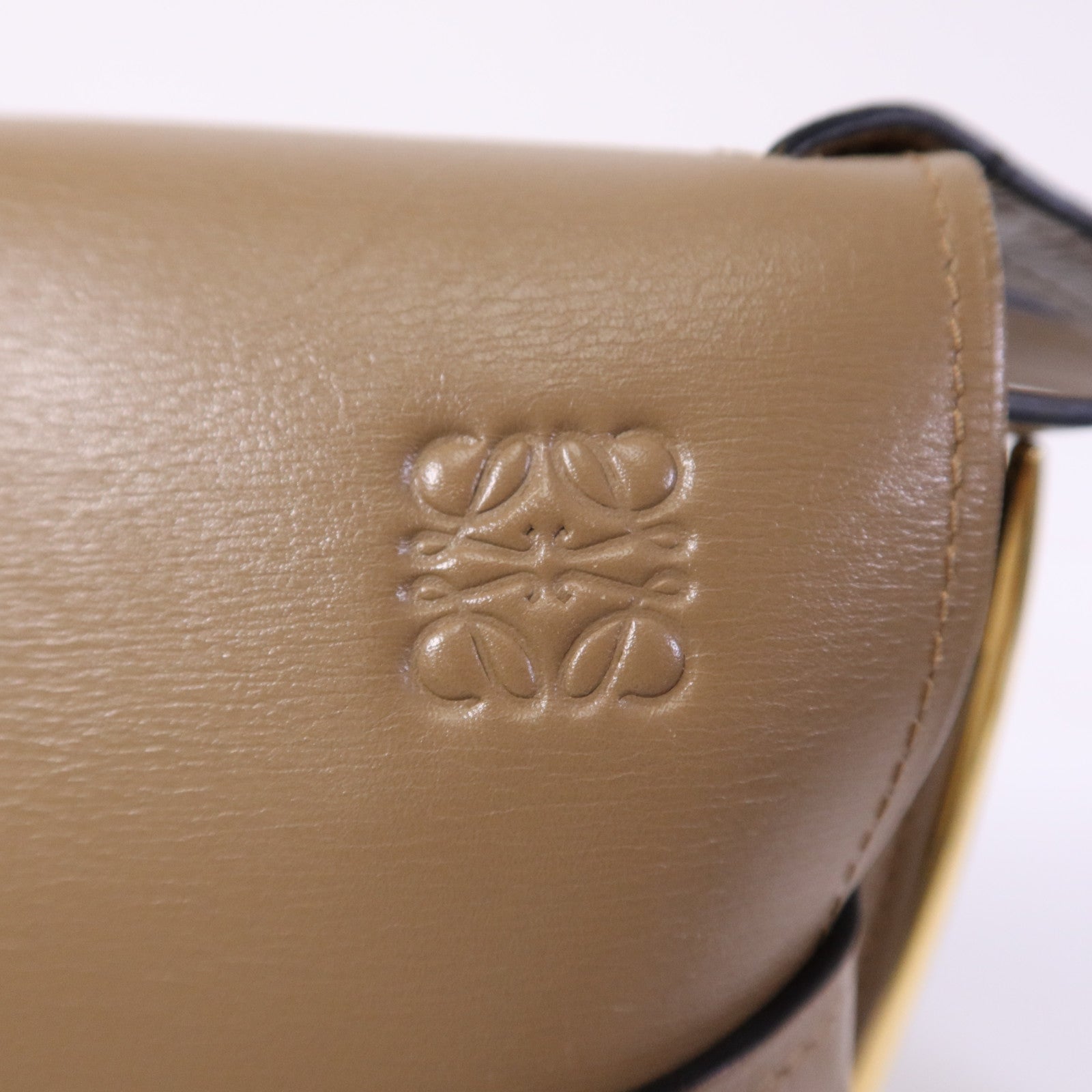 LOEWE 【激減優惠】牛皮皮革Gate金扣手挽袋
