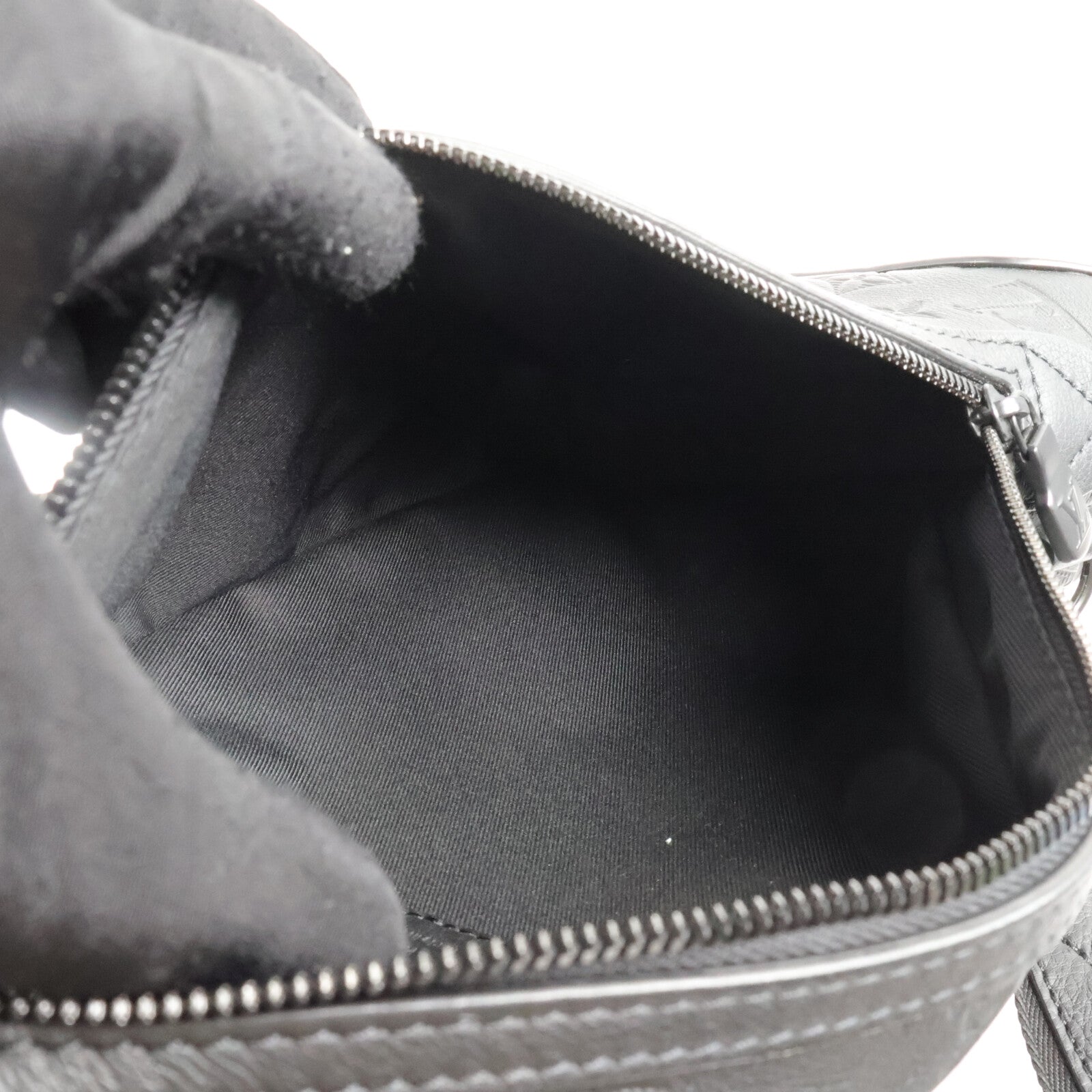 LOUIS VUITTON Monogram Shadow Duo Slingbag肩背袋