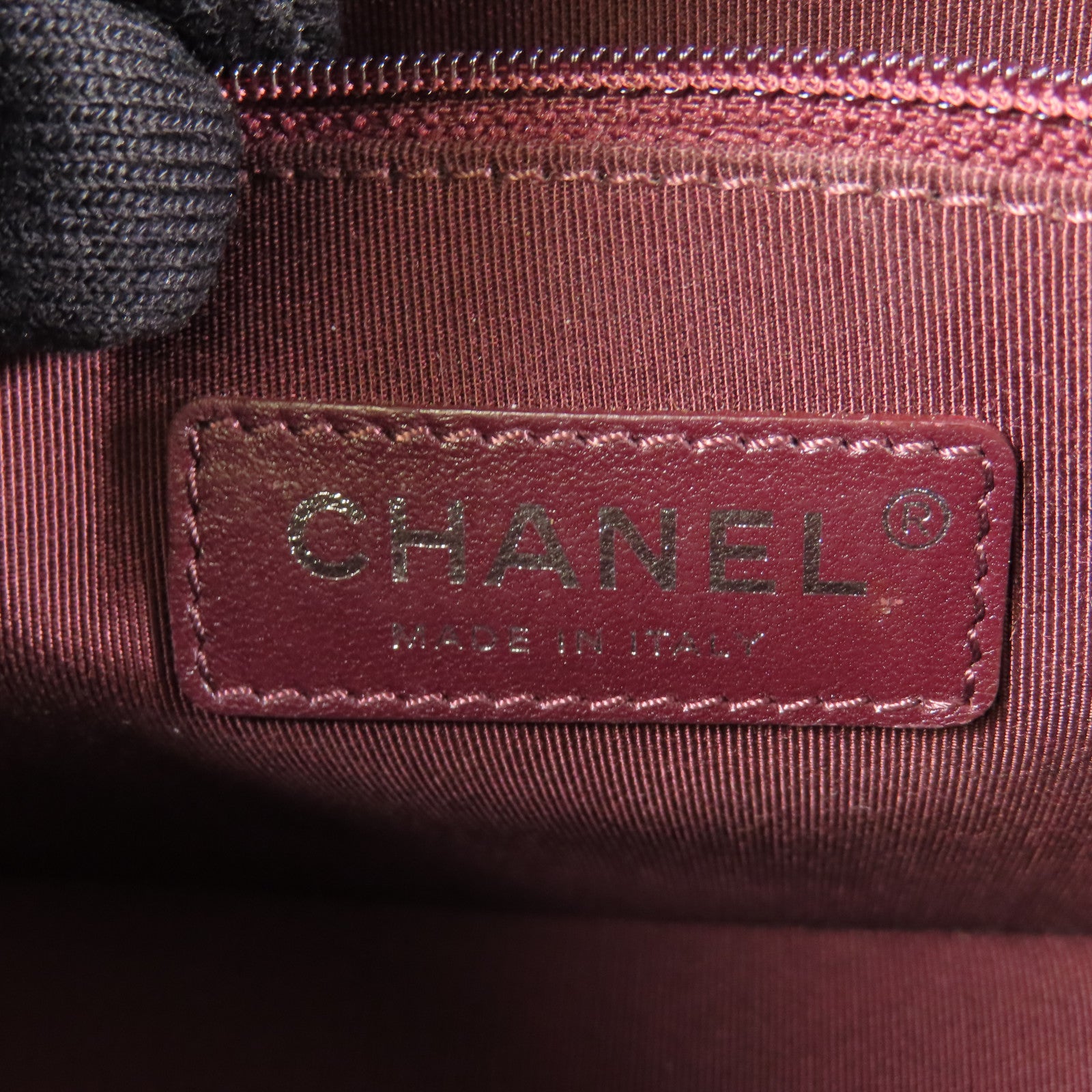 CHANEL 牛皮皮革University Chain Shoulder鏈帶手挽肩背兩用袋