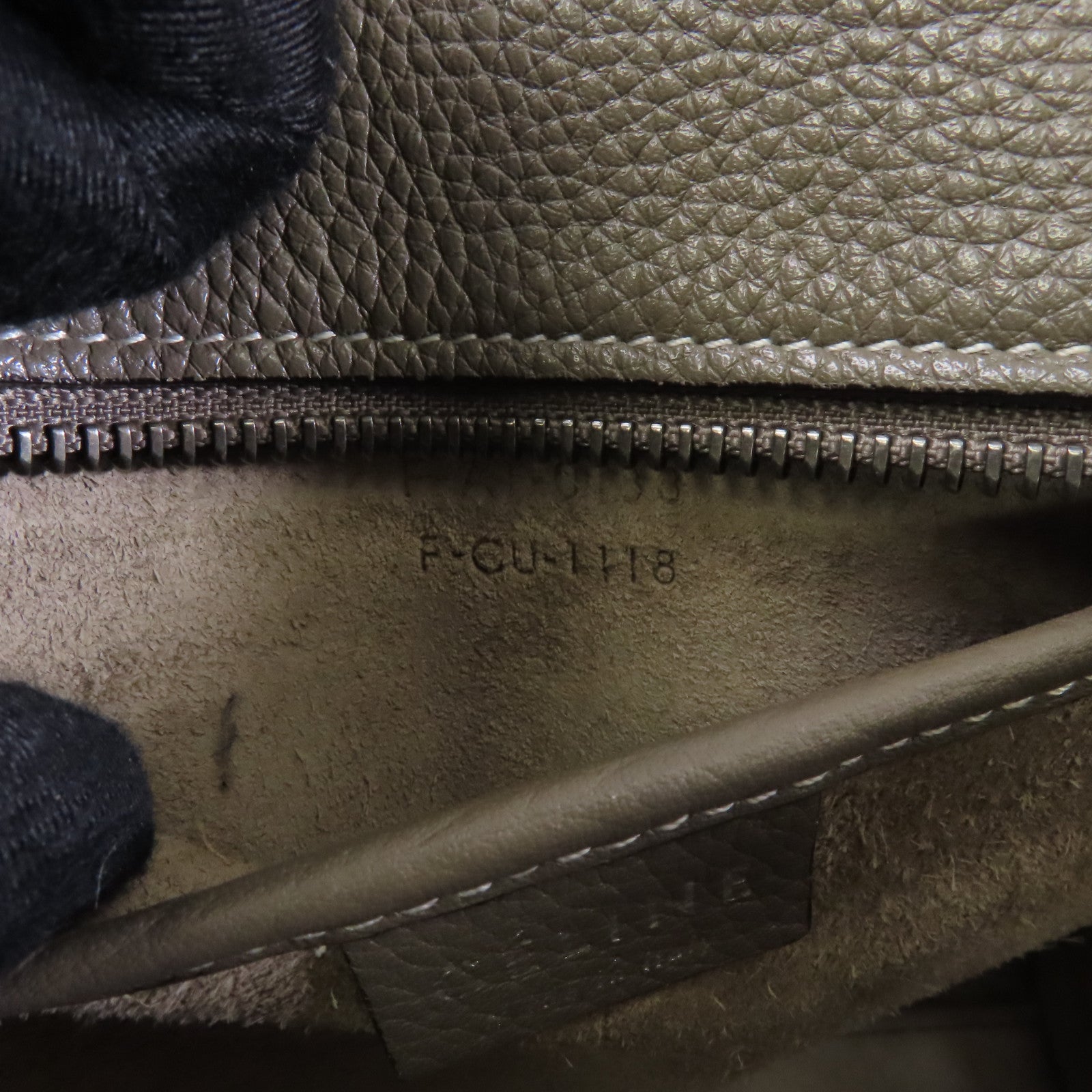 CELINE 牛皮皮革Nano Luggage金扣手挽肩背兩用袋灰色