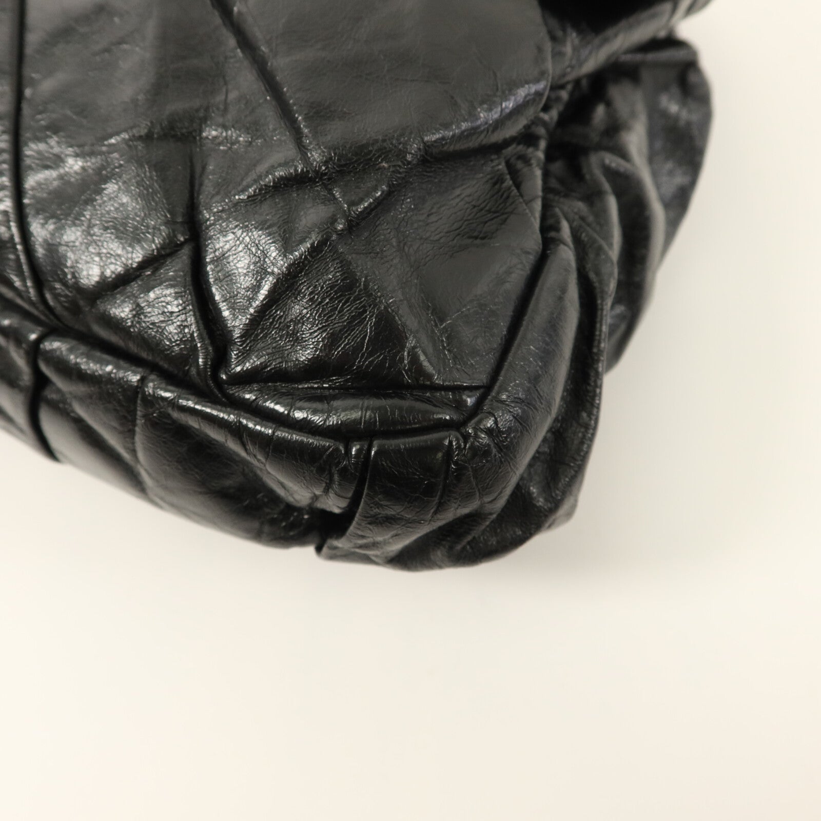 CHANEL 牛皮皮革Twisted Flap Bag鏈帶肩背袋