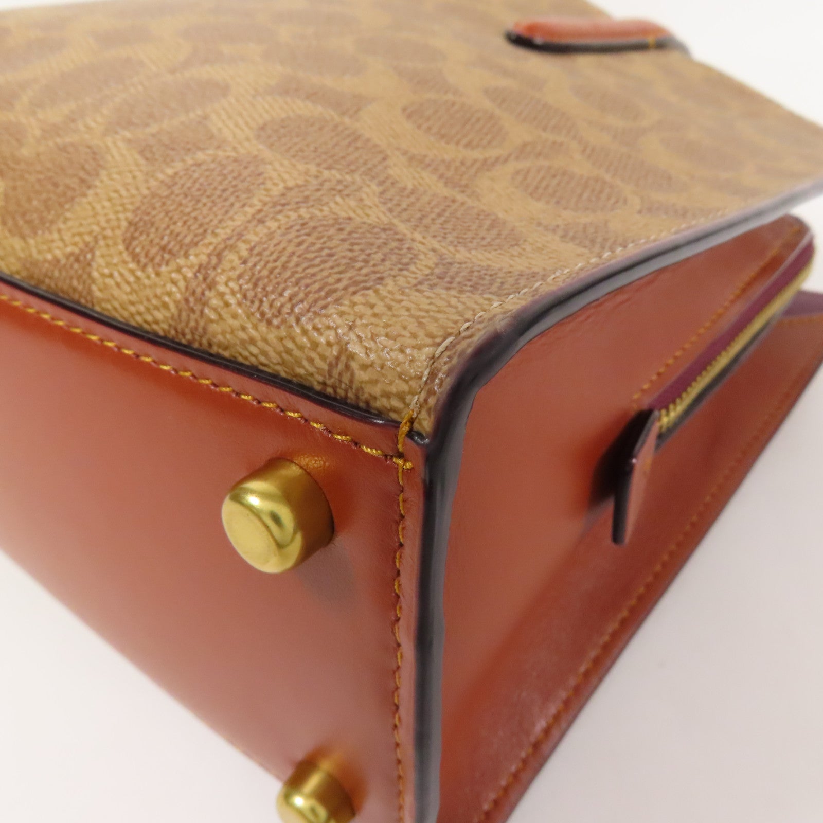 COACH 塗層帆布Shoulder Bag金扣手挽肩背兩用袋
