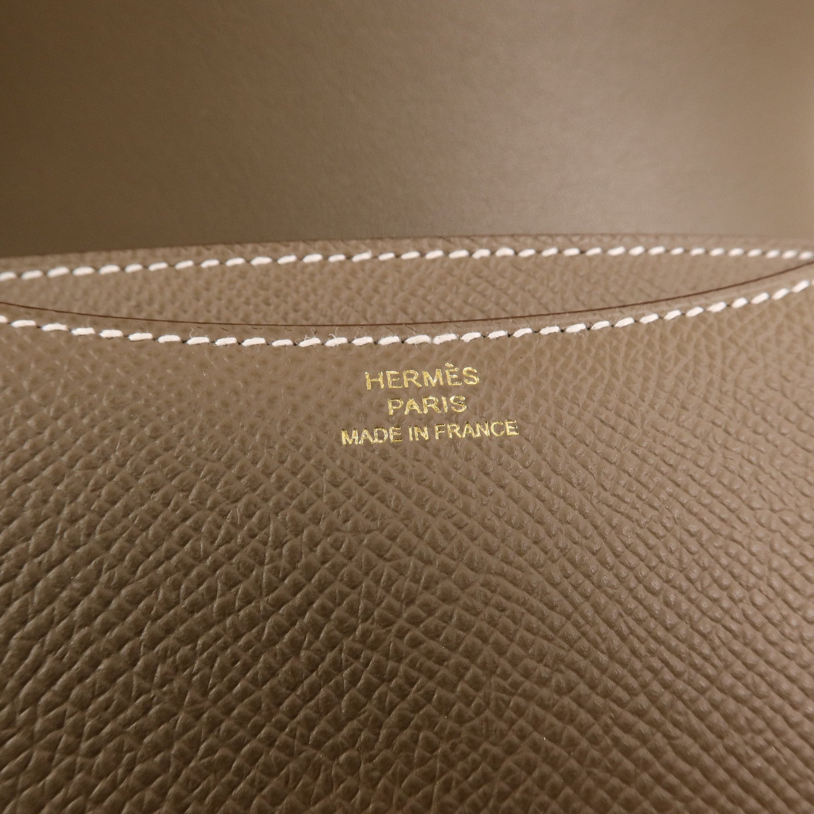 HERMES Epsom皮革Constance Mini肩背袋Etoupe