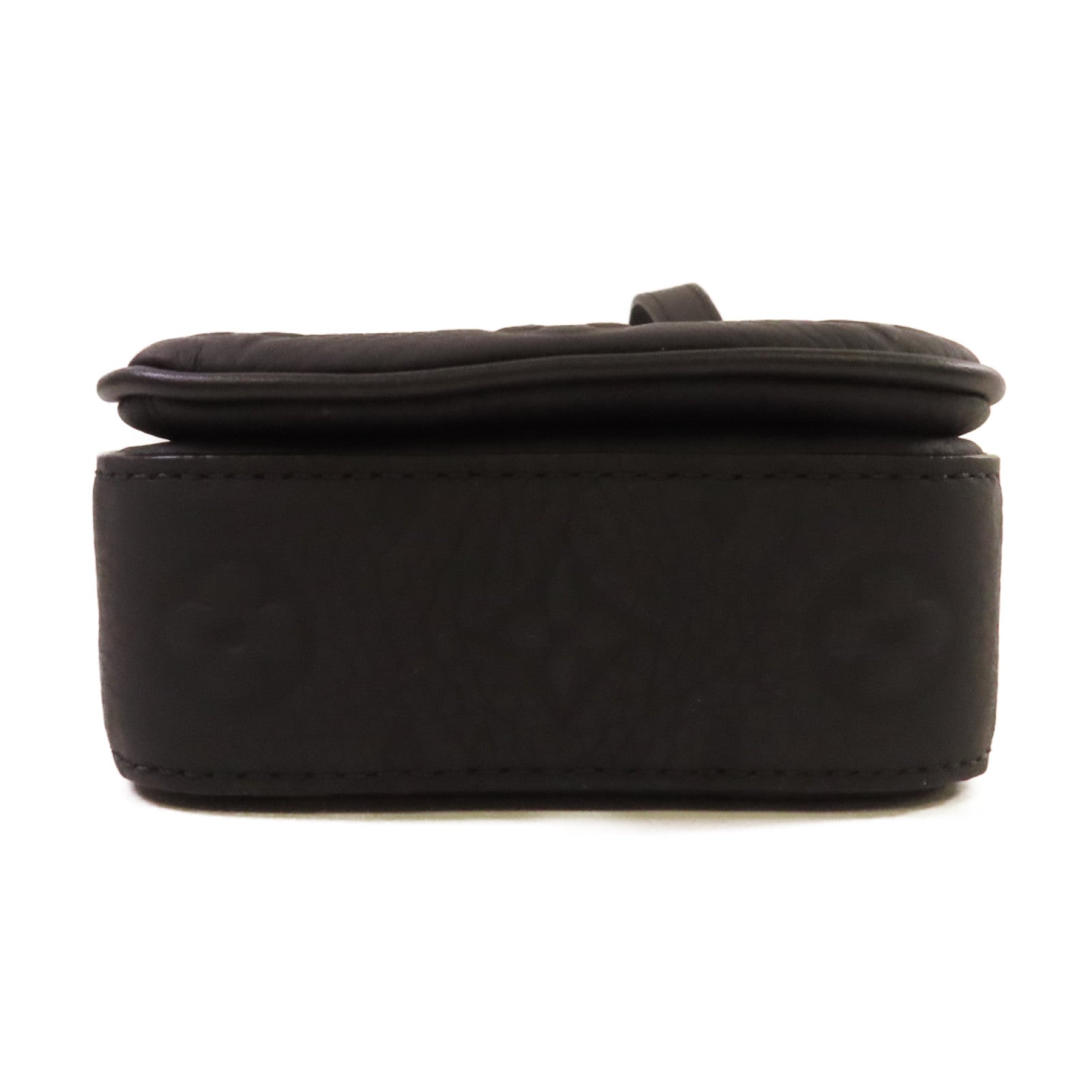LOUIS VUITTON 【激減優惠】Taurillon Monogram S-Lock Vertical Wearable Wallet肩背袋黑色
