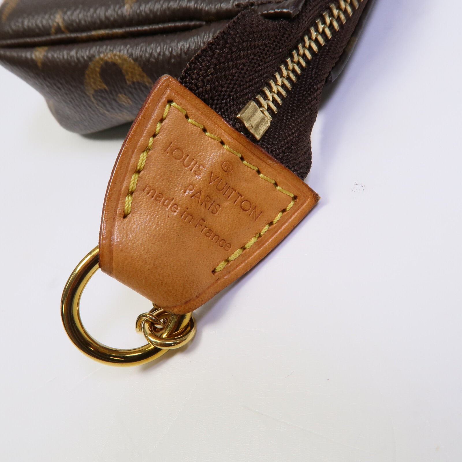 LOUIS VUITTON Monogram Mini Pochette Accessoires鏈帶手挽袋