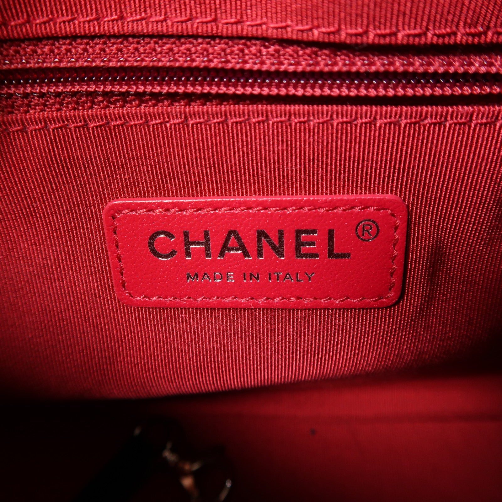 CHANEL 牛皮皮革Gabrielle鏈帶肩背袋