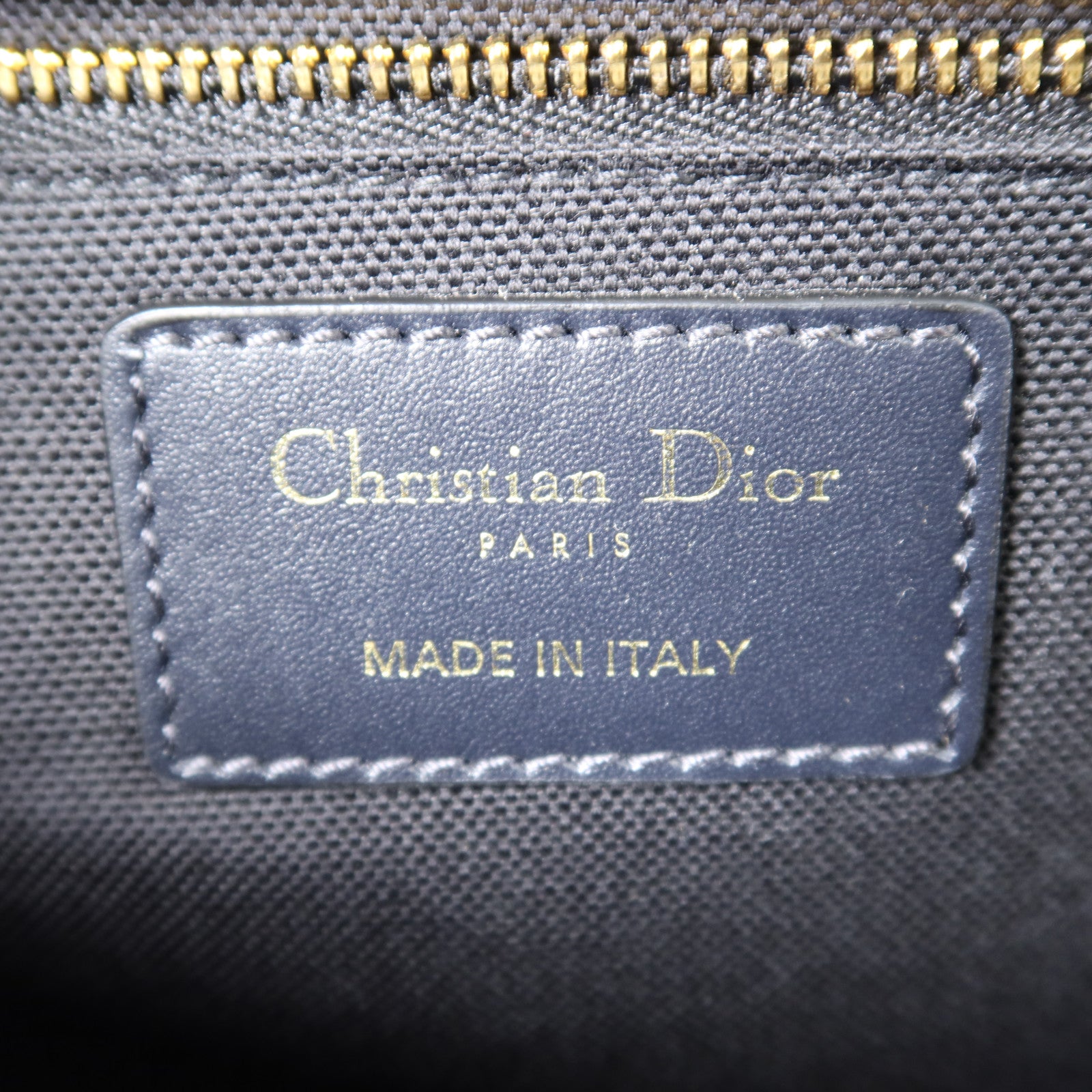 Dior 帆布30 Montaigne金扣肩背袋