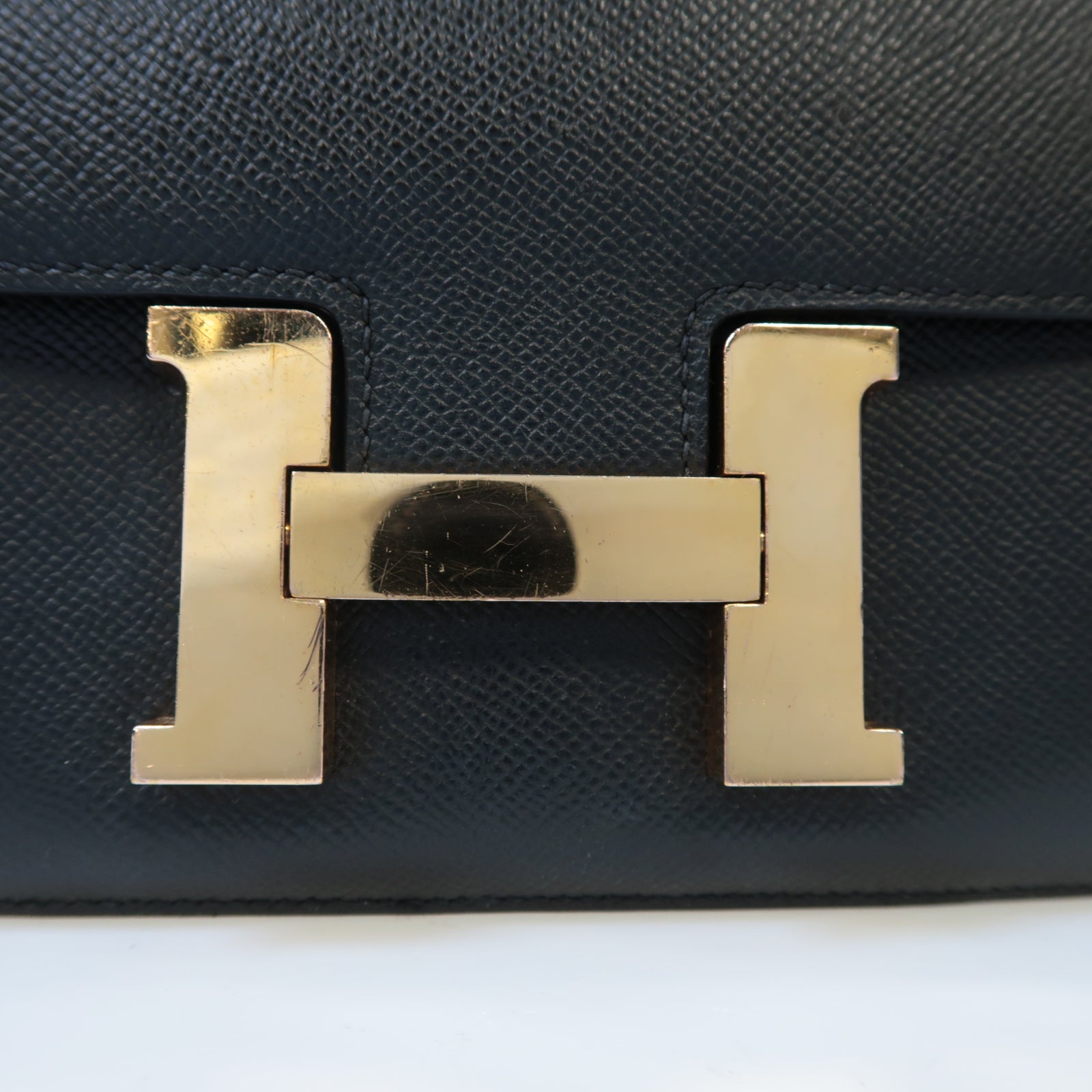 HERMES 【激減優惠】Epsom皮革Constance 24金扣肩背袋Noir黑色