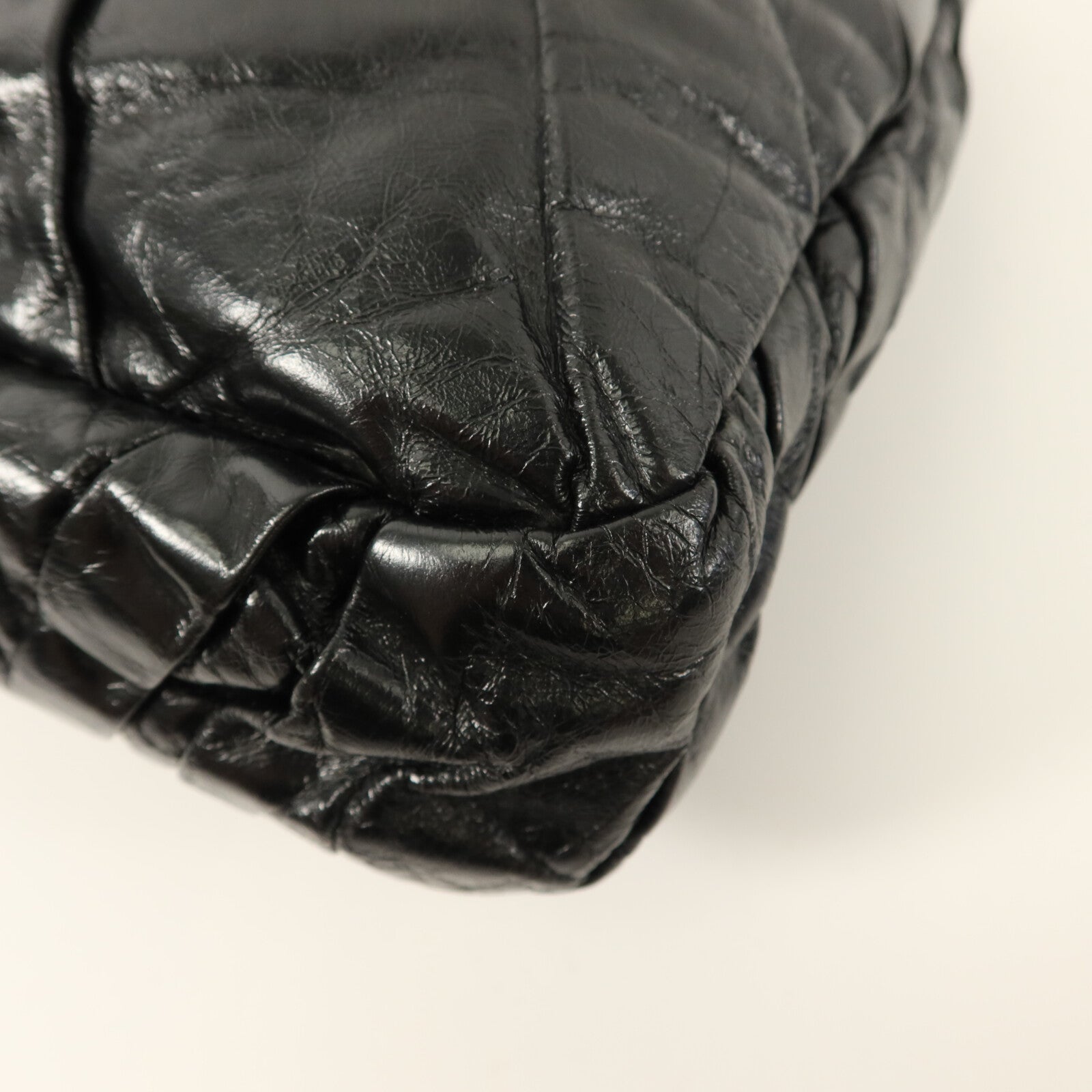 CHANEL 牛皮皮革Twisted Flap Bag鏈帶肩背袋