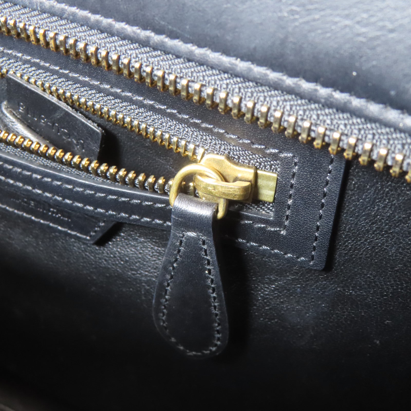 CELINE (PRICE DOWN) GHW Luggage Tote Bag Handbag V-CA-5515 Calfskin Leather Black White