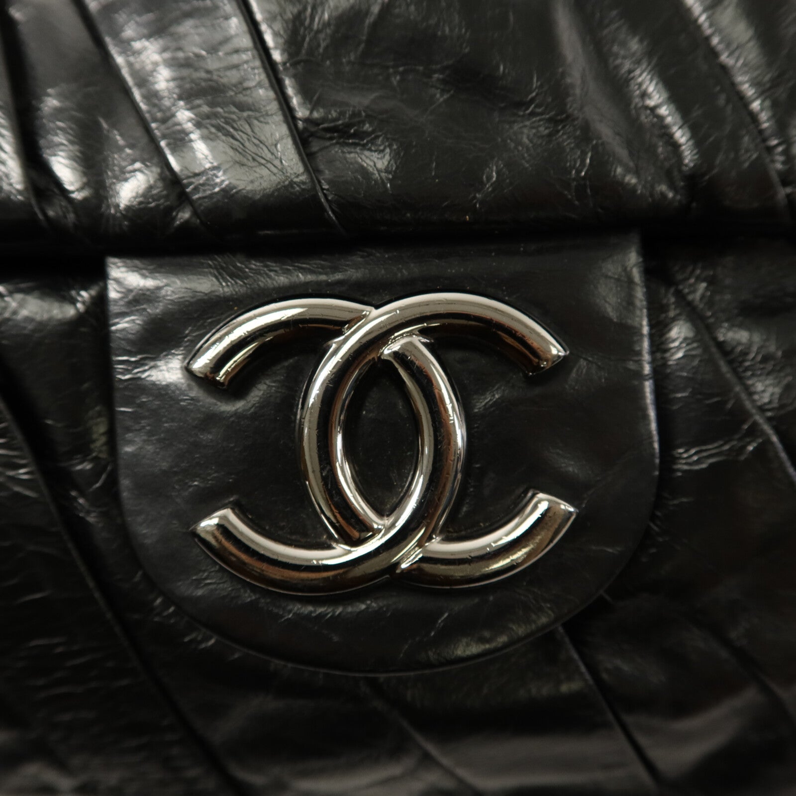 CHANEL 牛皮皮革Twisted Flap Bag鏈帶肩背袋