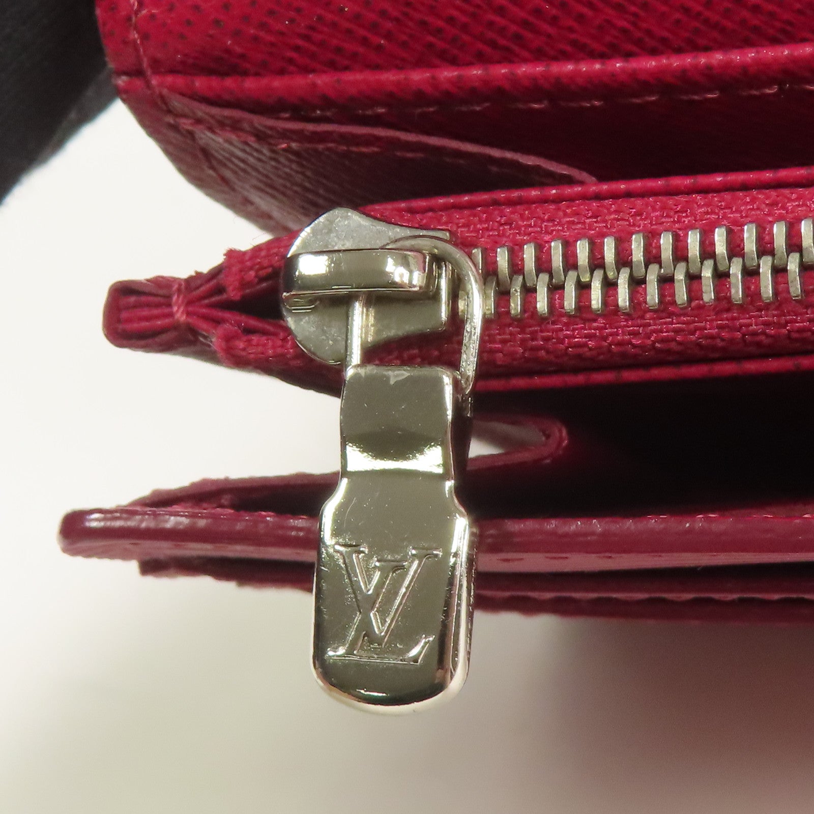 LOUIS VUITTON Epi Long Wallet銀扣長錢包