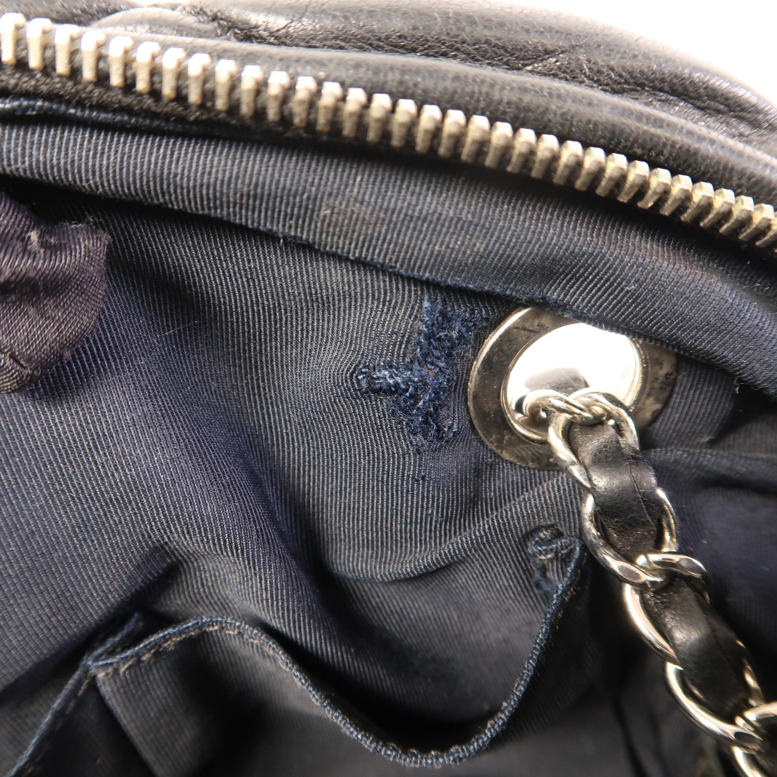 CHANEL 羊皮皮革Chain Shoulder Bag銀扣鏈帶肩背袋