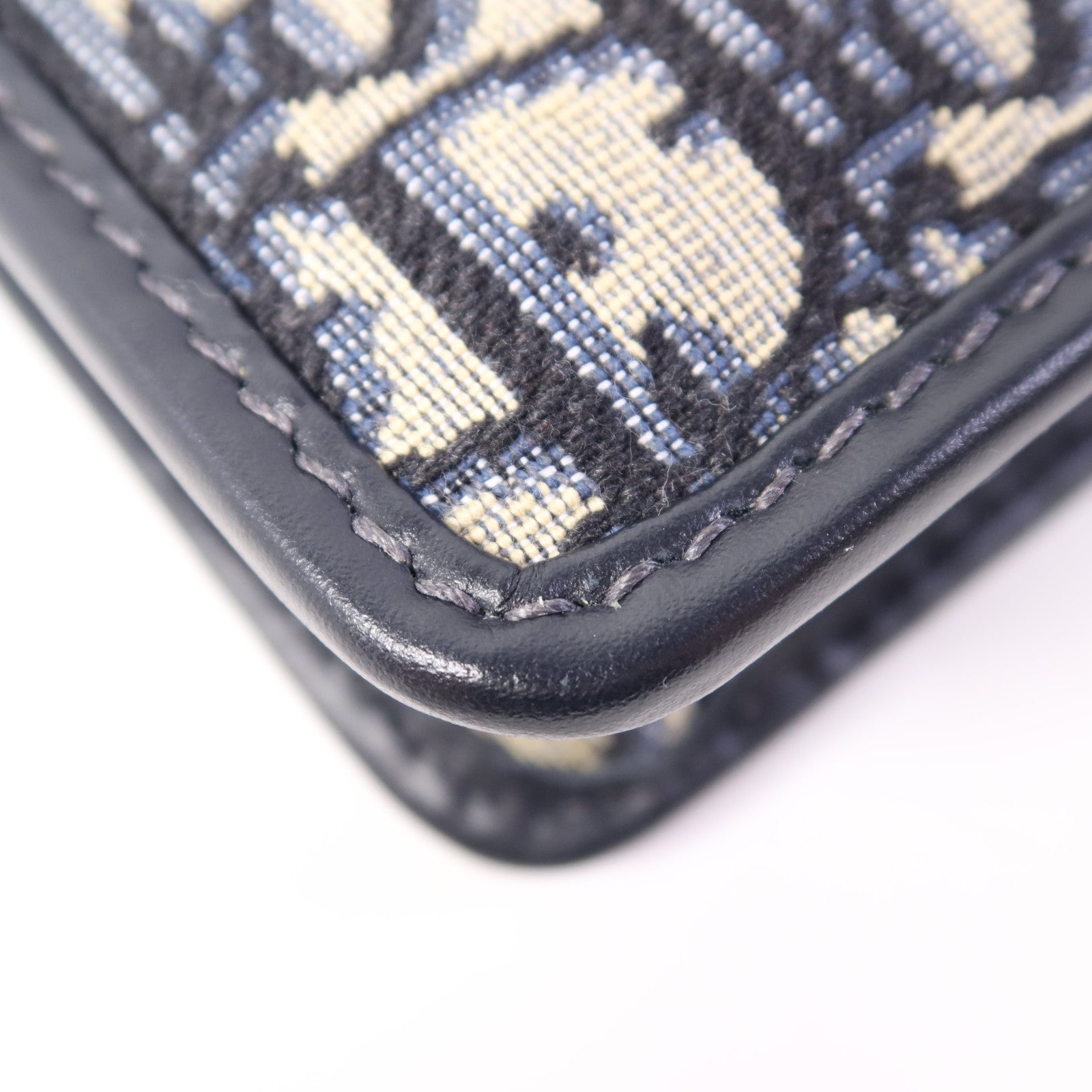 Dior 帆布30 Montaigne金扣肩背袋