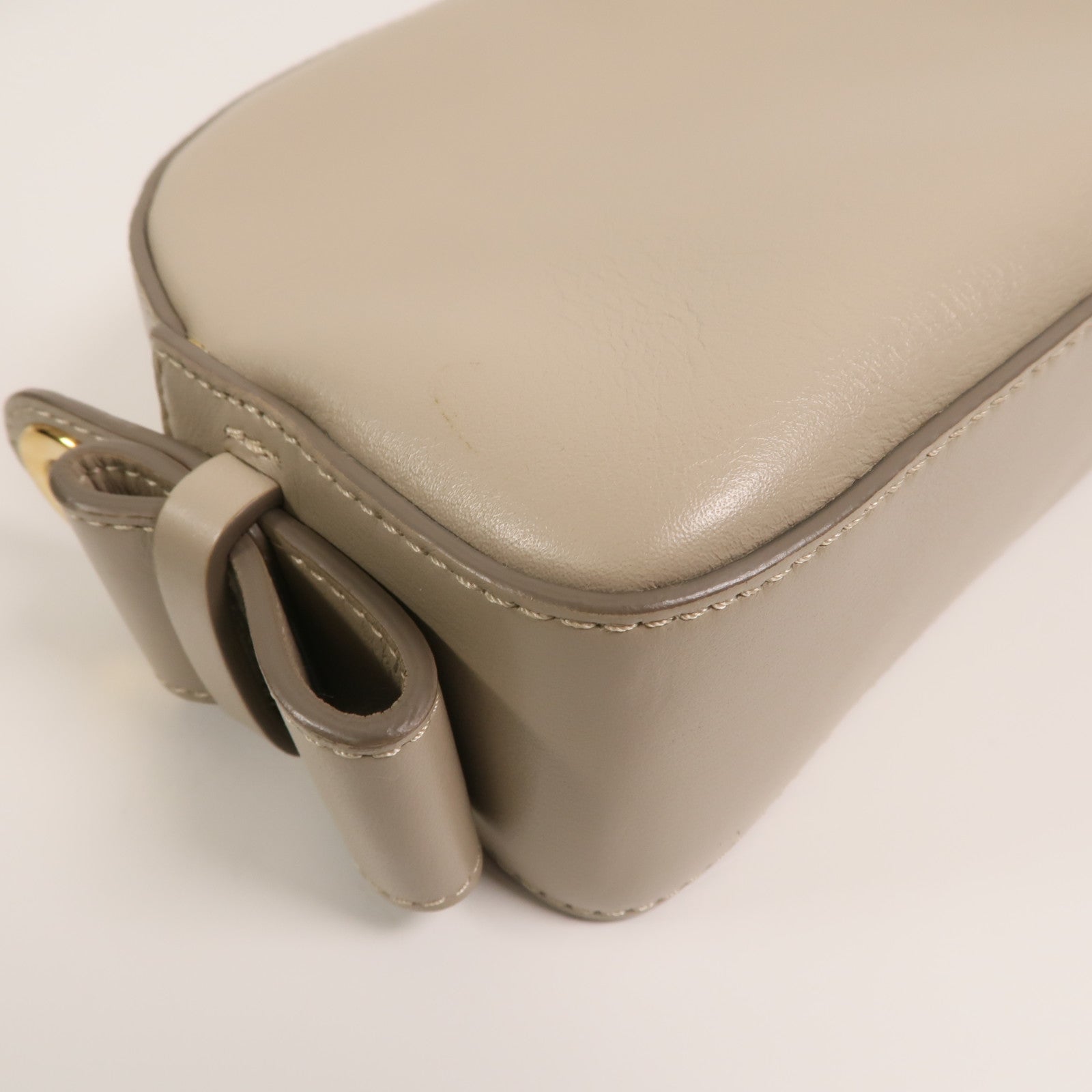 Chloe 牛皮皮革Mini Signature肩背袋