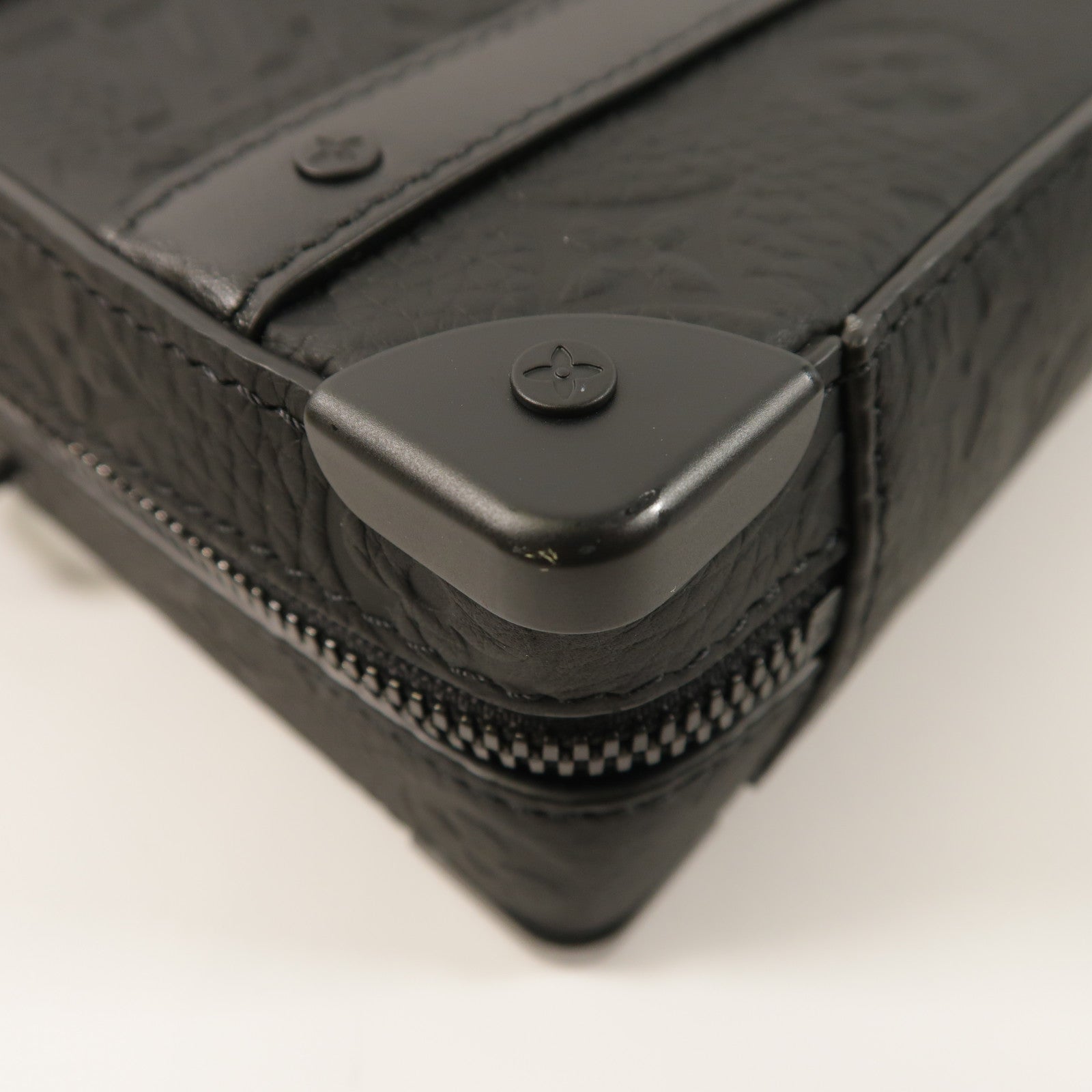 LOUIS VUITTON Monogram Taurillon Handle Soft Trunk手挽肩背兩用袋