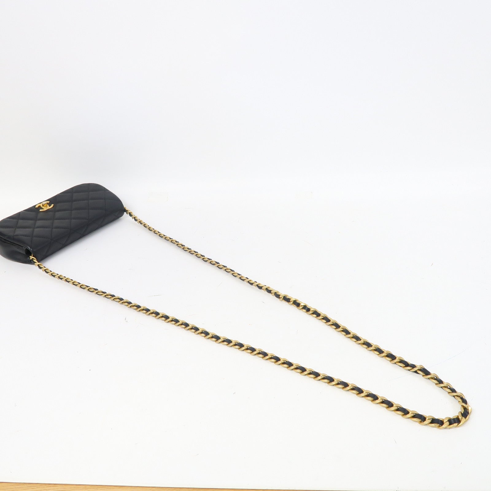 CHANEL 菱格羊皮皮革Chain Shoulder金扣鏈帶肩背袋黑色