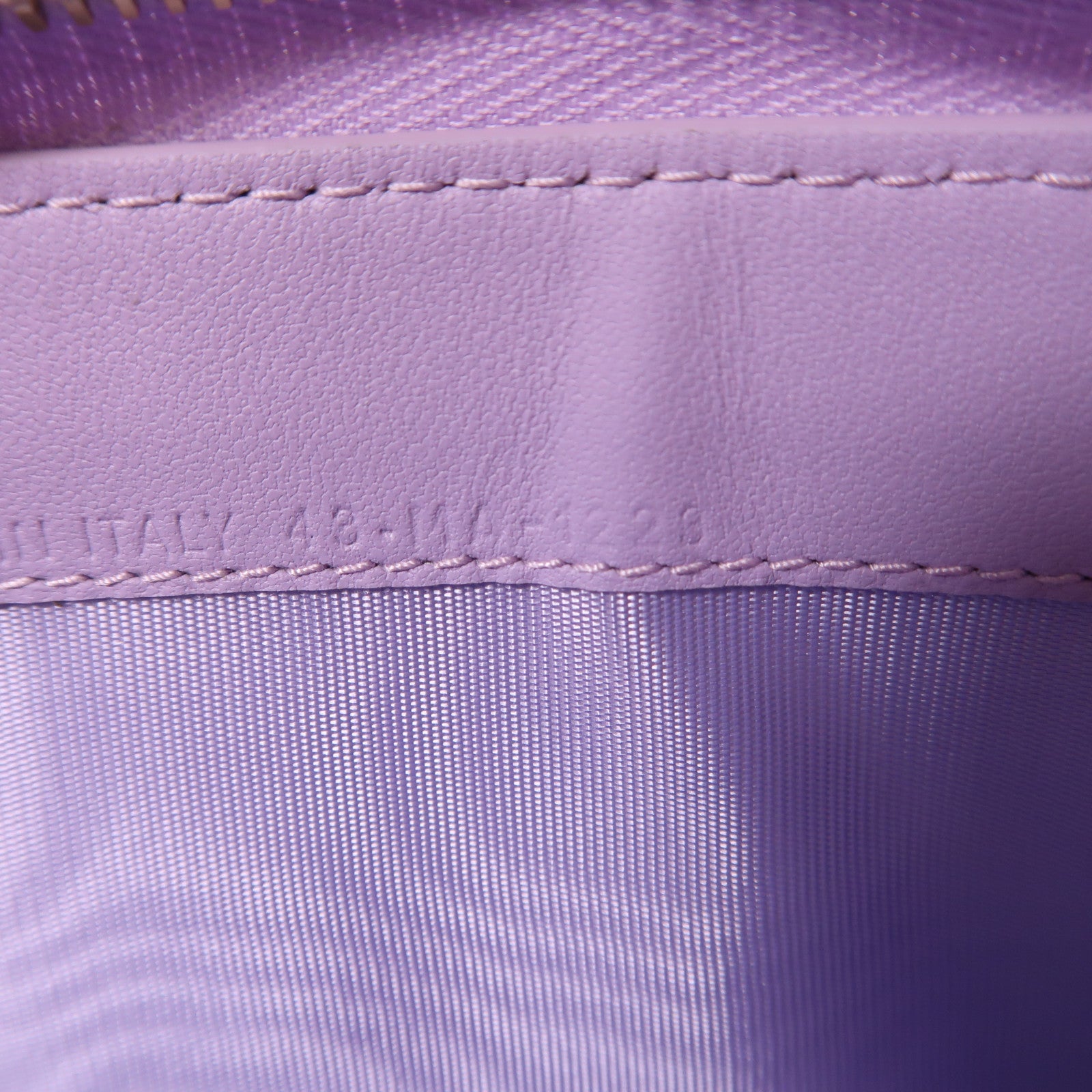 Dior 羊皮皮革Lady Dior Voyageur金扣長錢包