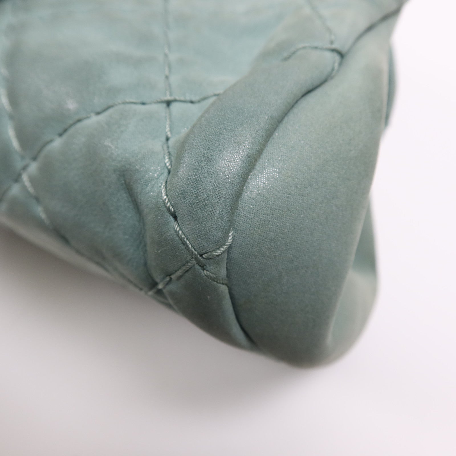 CHANEL 牛皮皮革Shoulder Bag銀扣鏈帶肩背袋