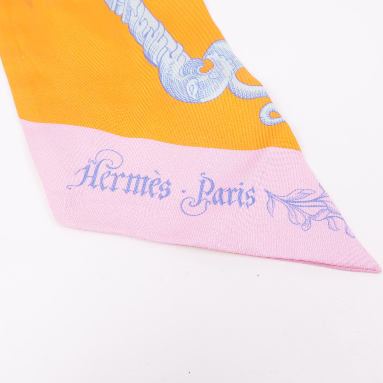 HERMES 絲質Maxi Twilly絲巾