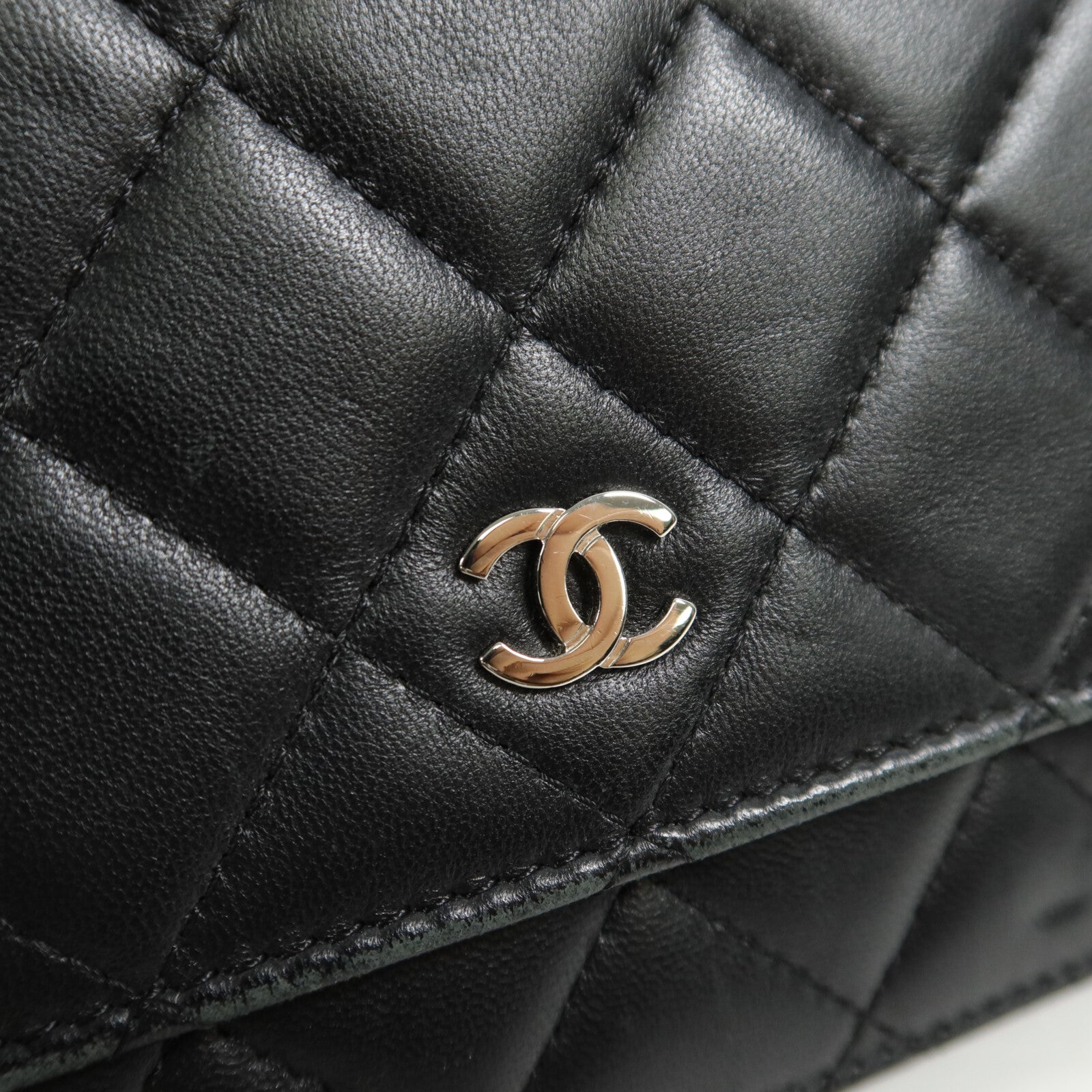 CHANEL 羊皮皮革Wallet On Chain鏈帶肩背袋