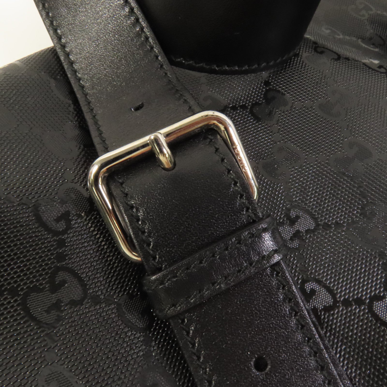 GUCCI 塗層帆布Shoulder Bag銀扣肩背袋