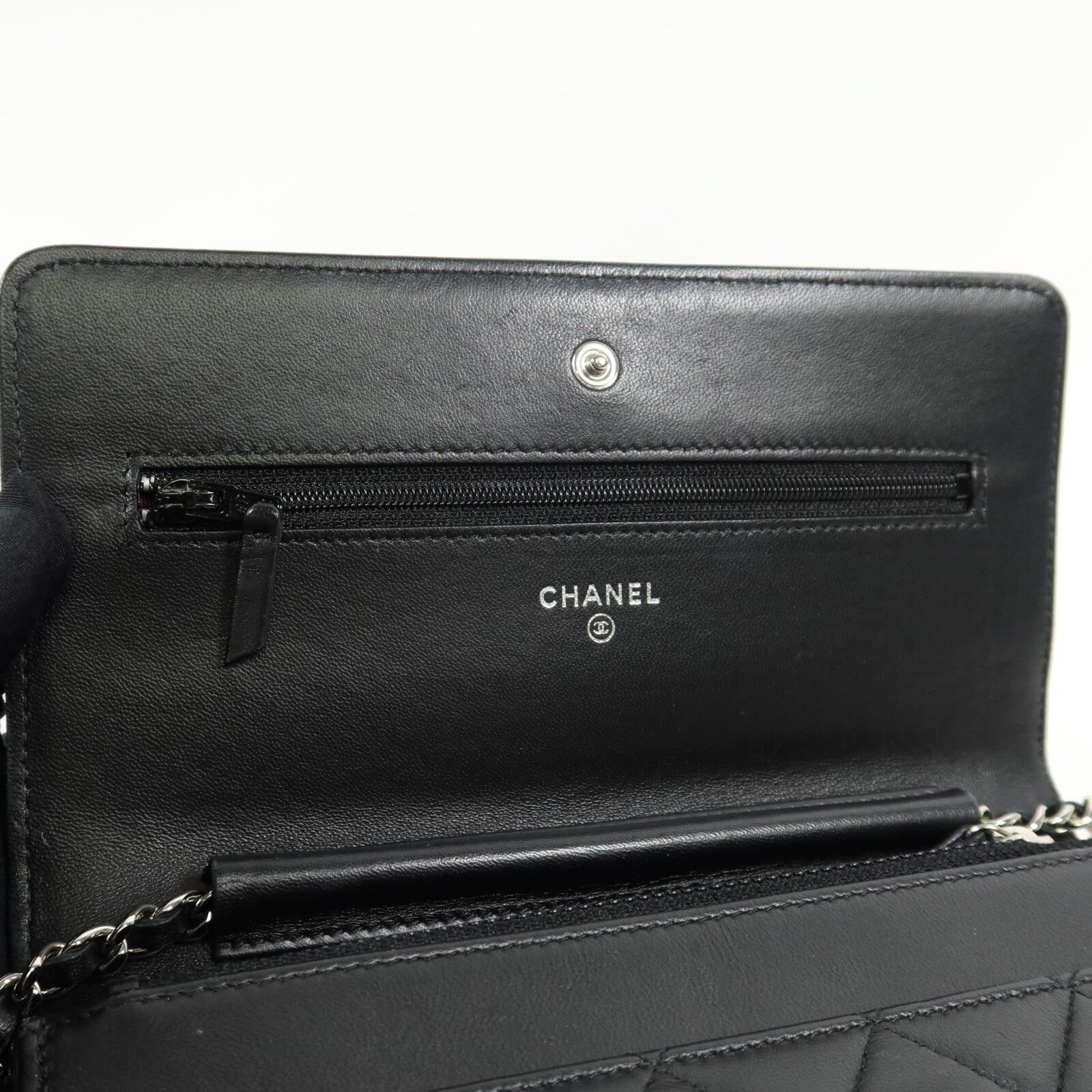 CHANEL 羊皮皮革Wallet On Chain鏈帶肩背袋