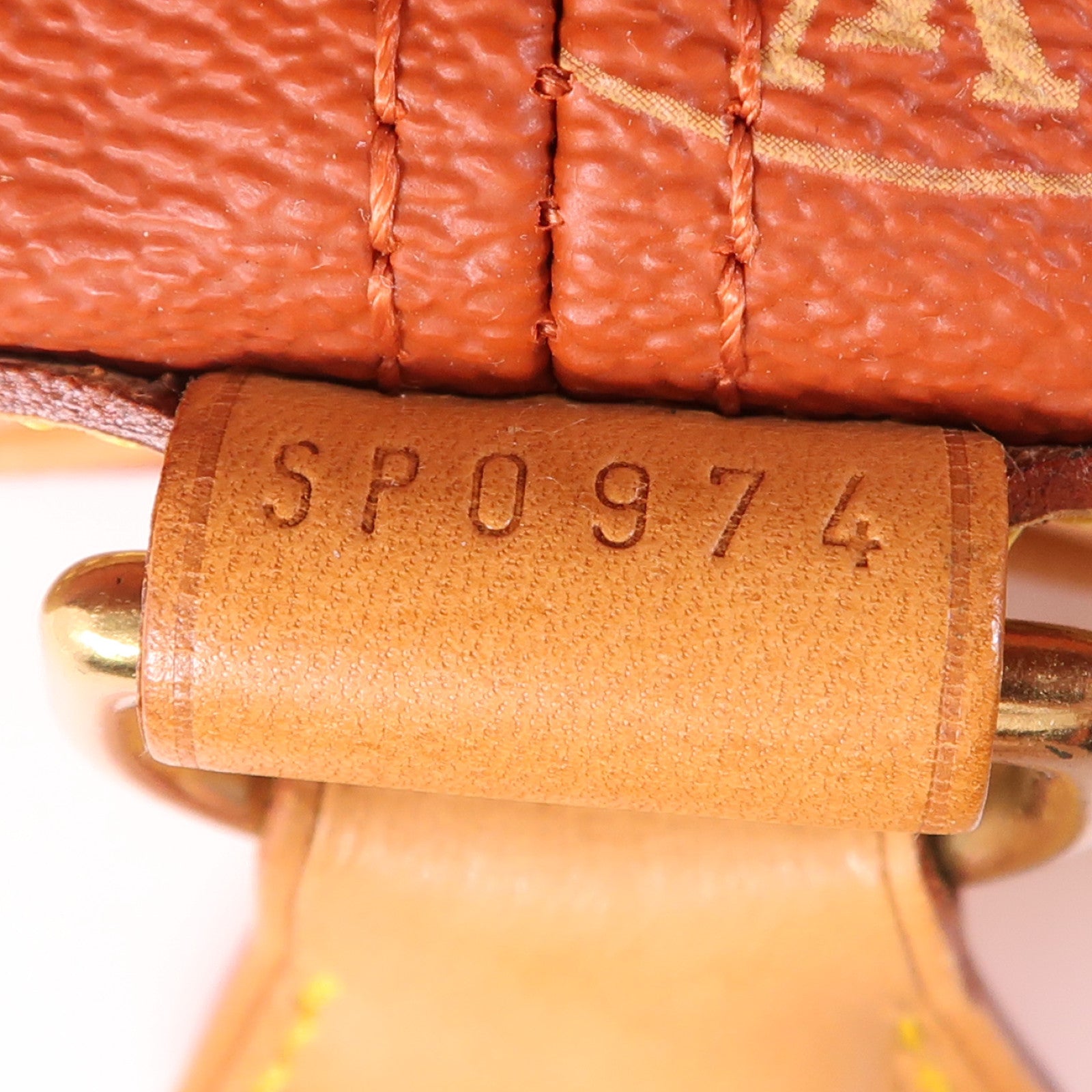 LOUIS VUITTON 牛皮皮革Cup Saint Tropez金扣肩背袋