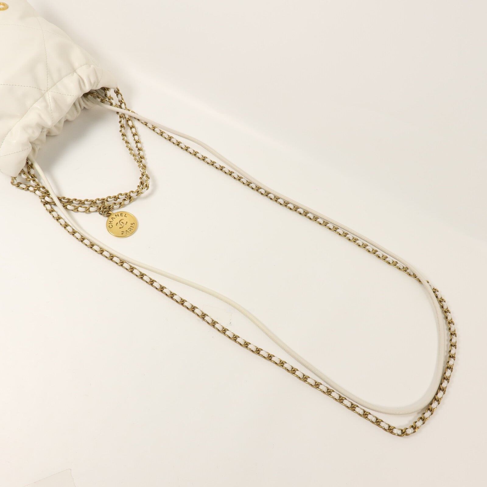 CHANEL 牛皮皮革Chanel 22 Mini鏈帶肩背袋