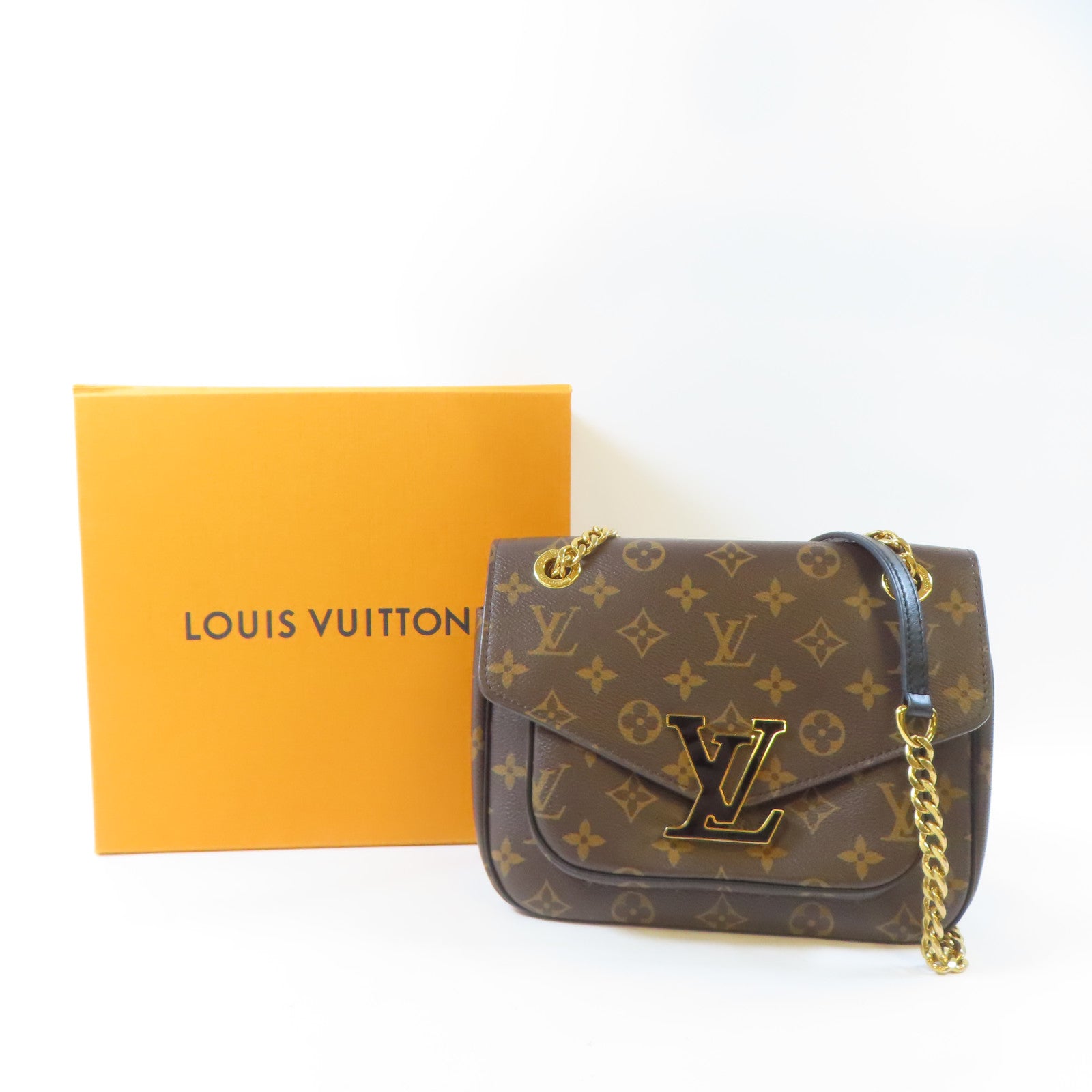 LOUIS VUITTON Monogram Passy Bag金扣鏈帶肩背袋啡色