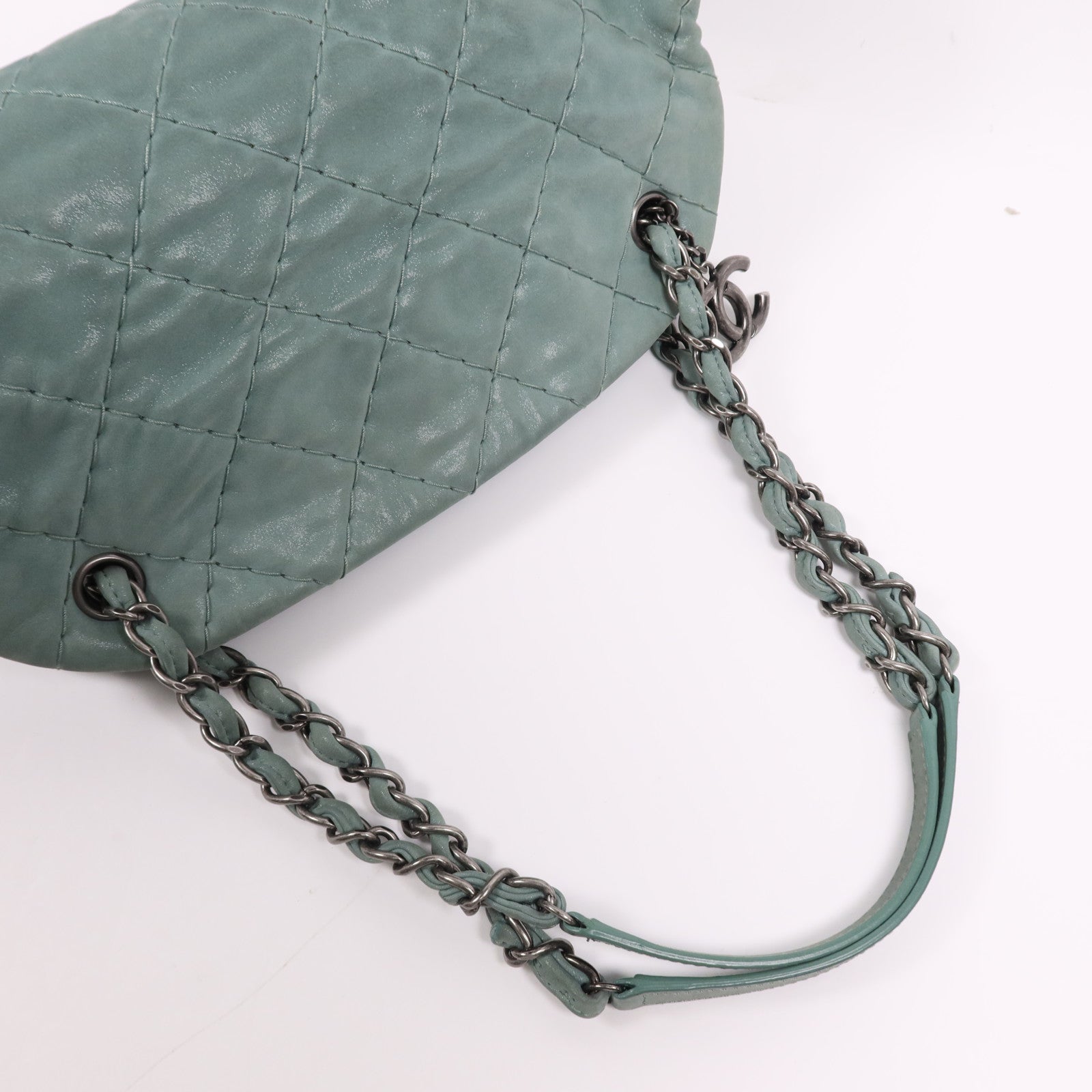 CHANEL 牛皮皮革Shoulder Bag銀扣鏈帶肩背袋