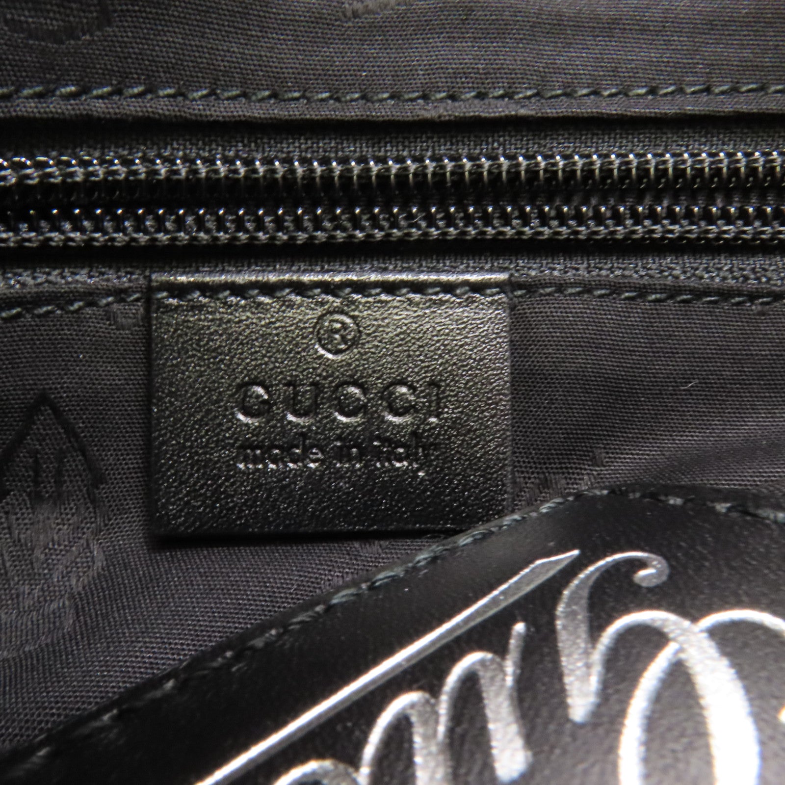 GUCCI 塗層帆布Shoulder Bag銀扣肩背袋
