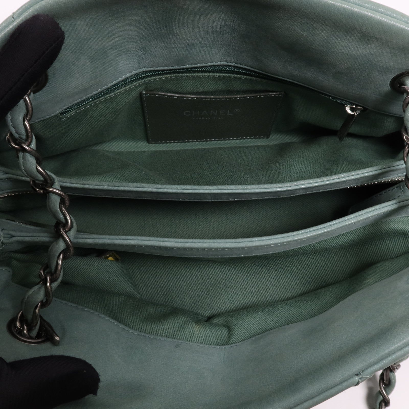 CHANEL 牛皮皮革Shoulder Bag銀扣鏈帶肩背袋