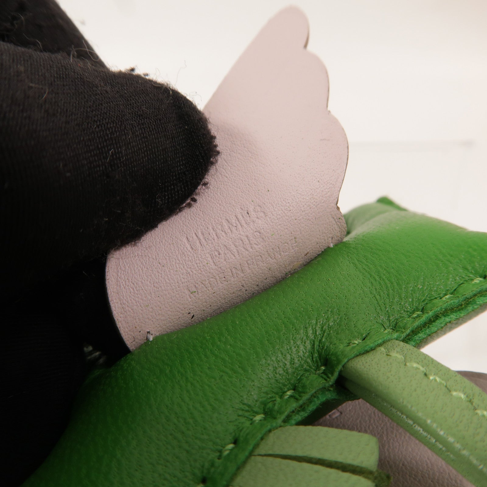 HERMES Milo皮革Rodeo Pegase PM掛飾Vert Criquet/Vert Yucca