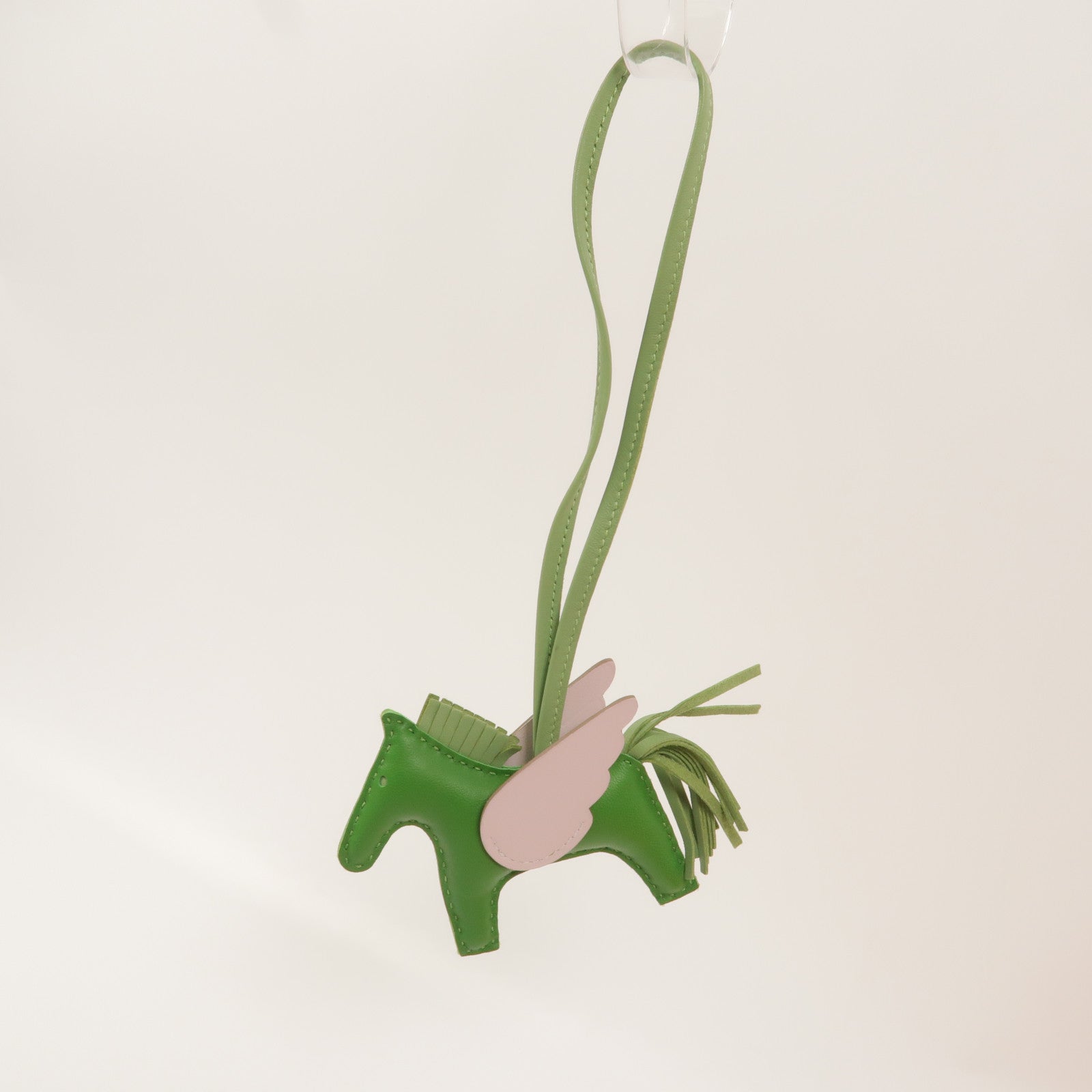 HERMES Milo皮革Rodeo Pegase PM掛飾Vert Criquet/Vert Yucca