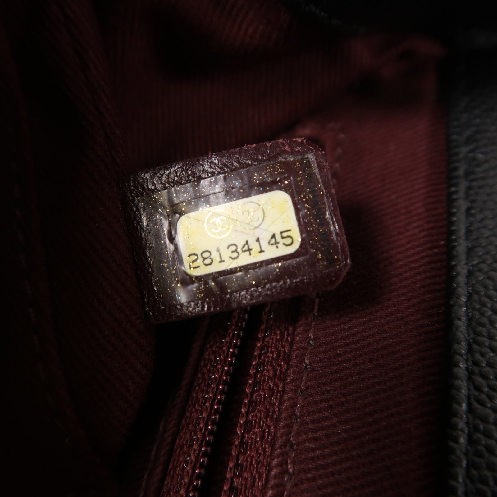 CHANEL 牛皮皮革Business Affinity Bag金扣手挽肩背兩用袋