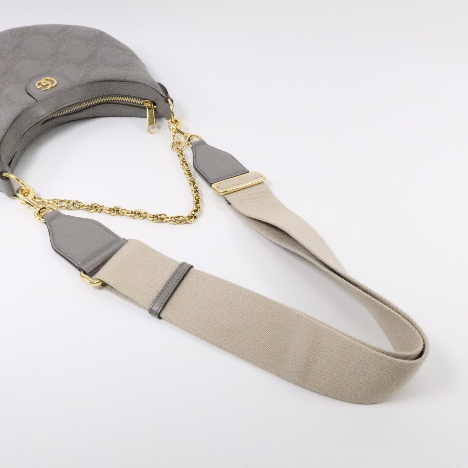 GUCCI 牛皮皮革GG Matelasse肩背袋