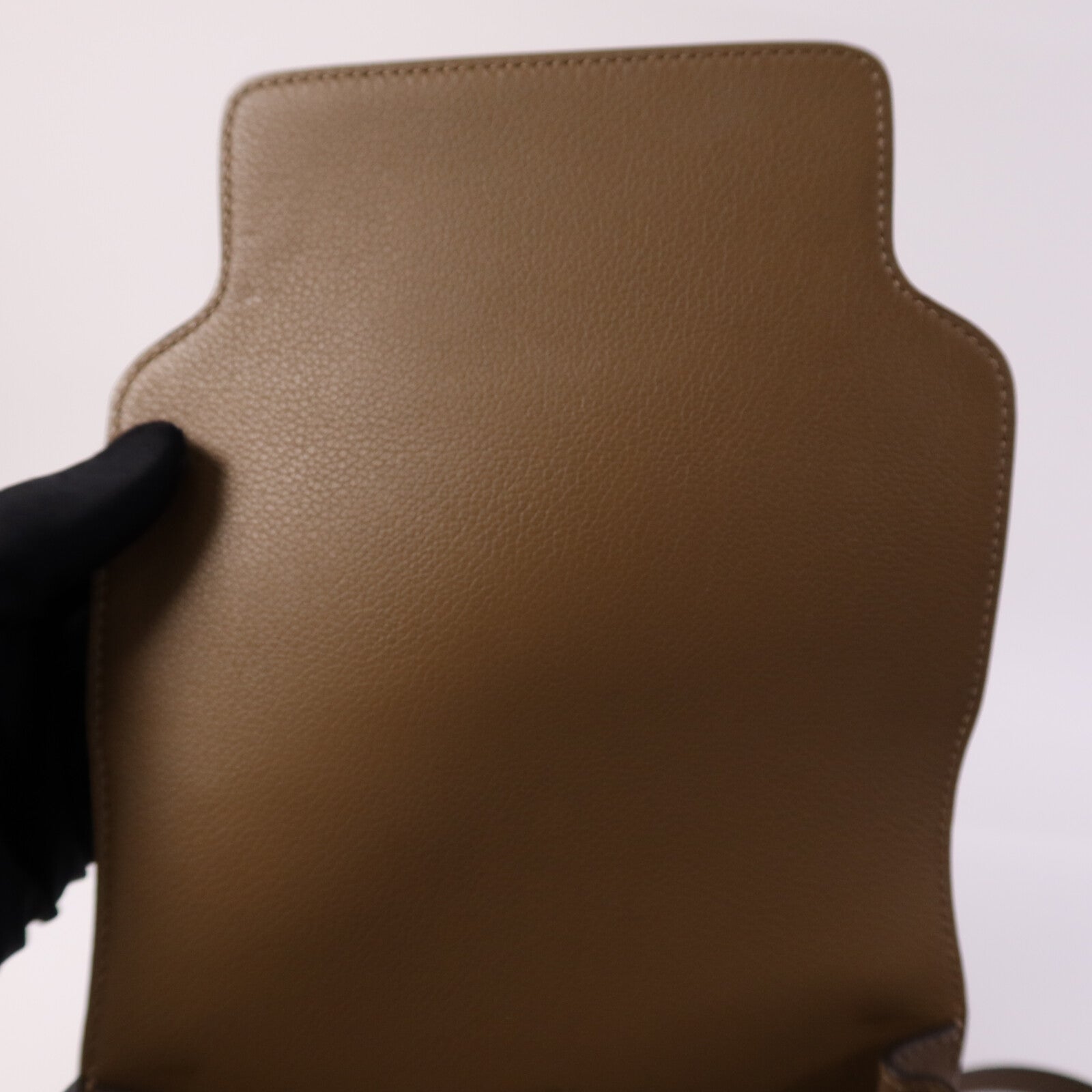 HERMES Evercolor皮革Mini Roulis金扣肩背袋