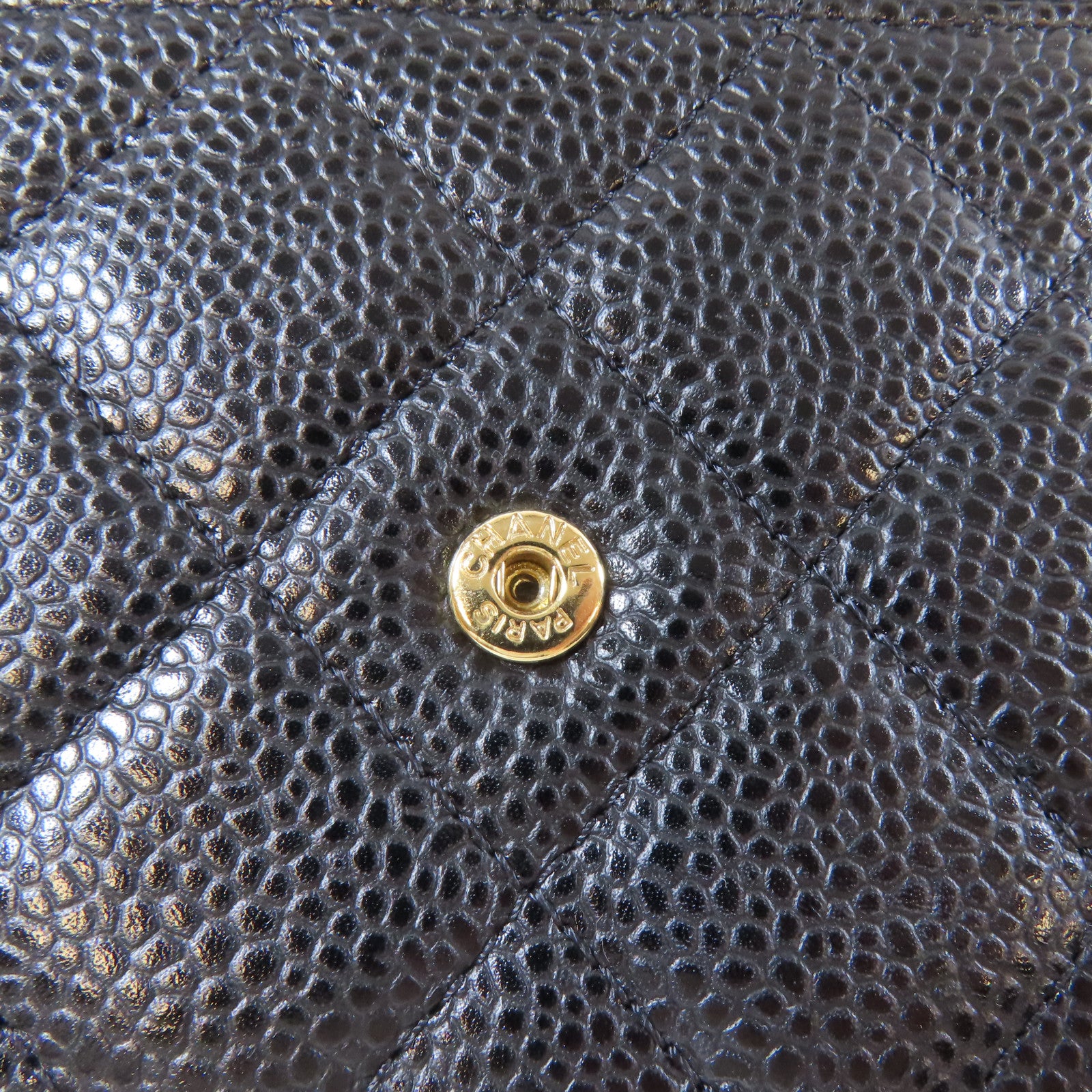 CHANEL 菱格牛皮皮革WOC金扣鏈帶肩背袋黑色