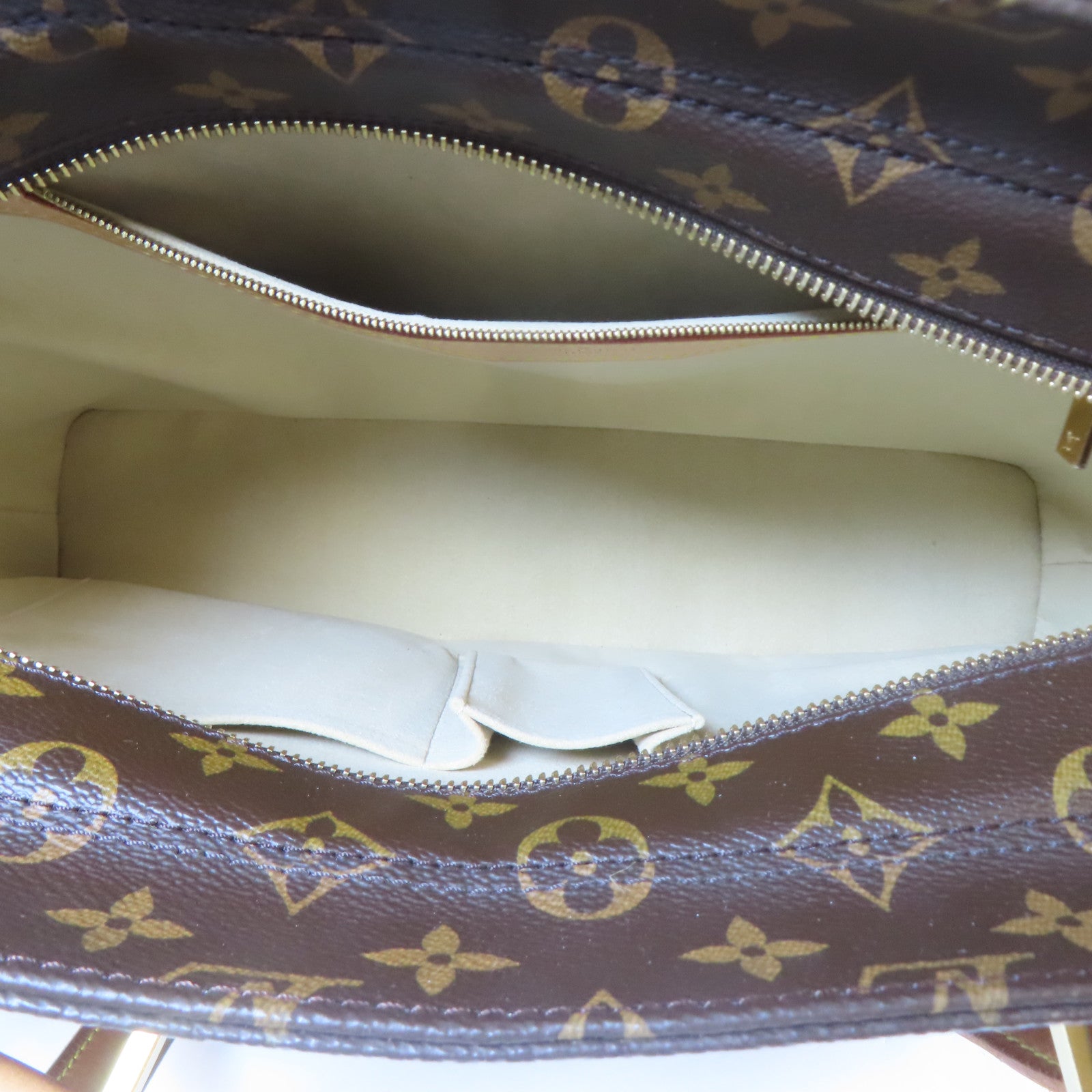 LOUIS VUITTON Monogram Luco Tote Bag金扣手挽袋啡色
