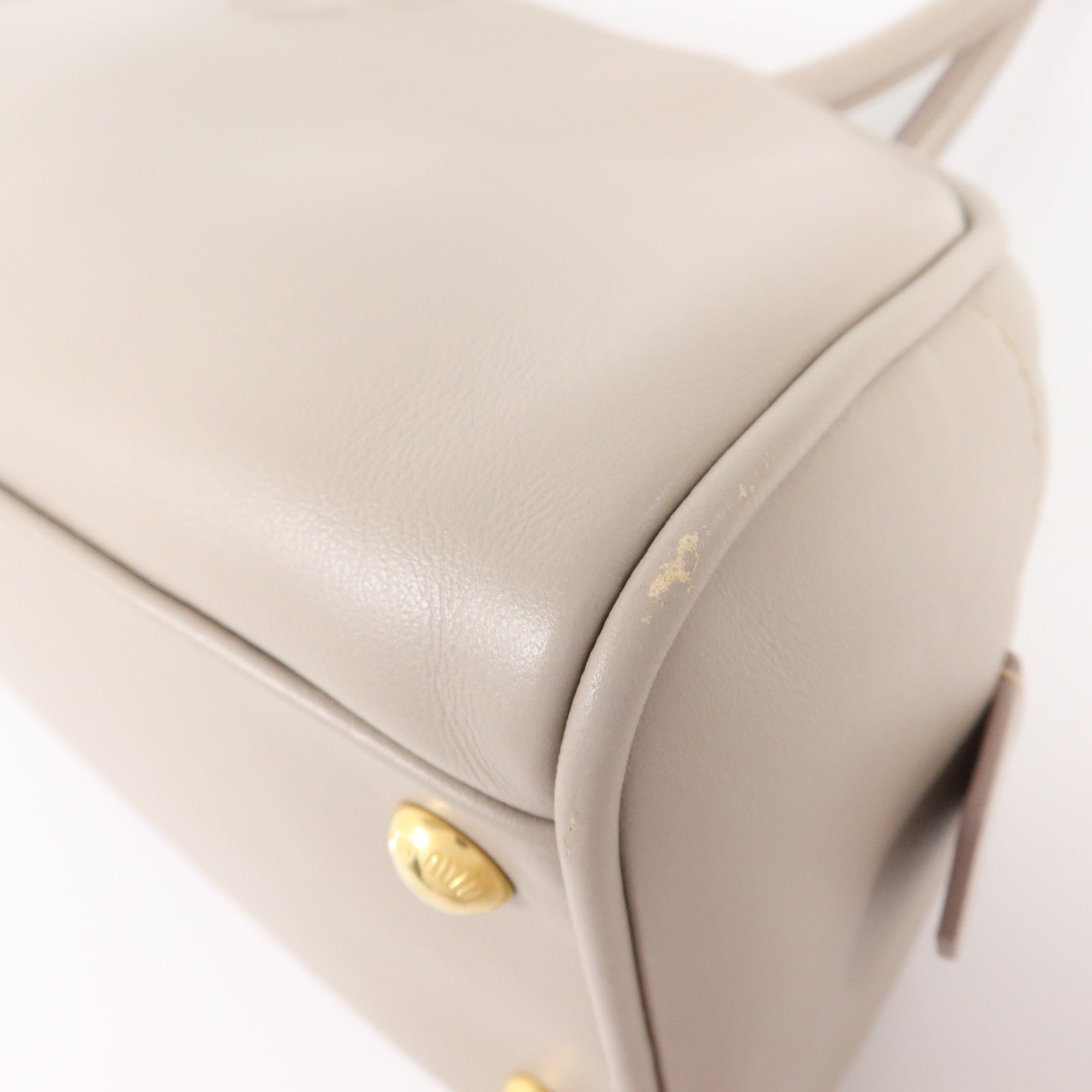Miu Miu 牛皮皮革Beau金扣肩背袋