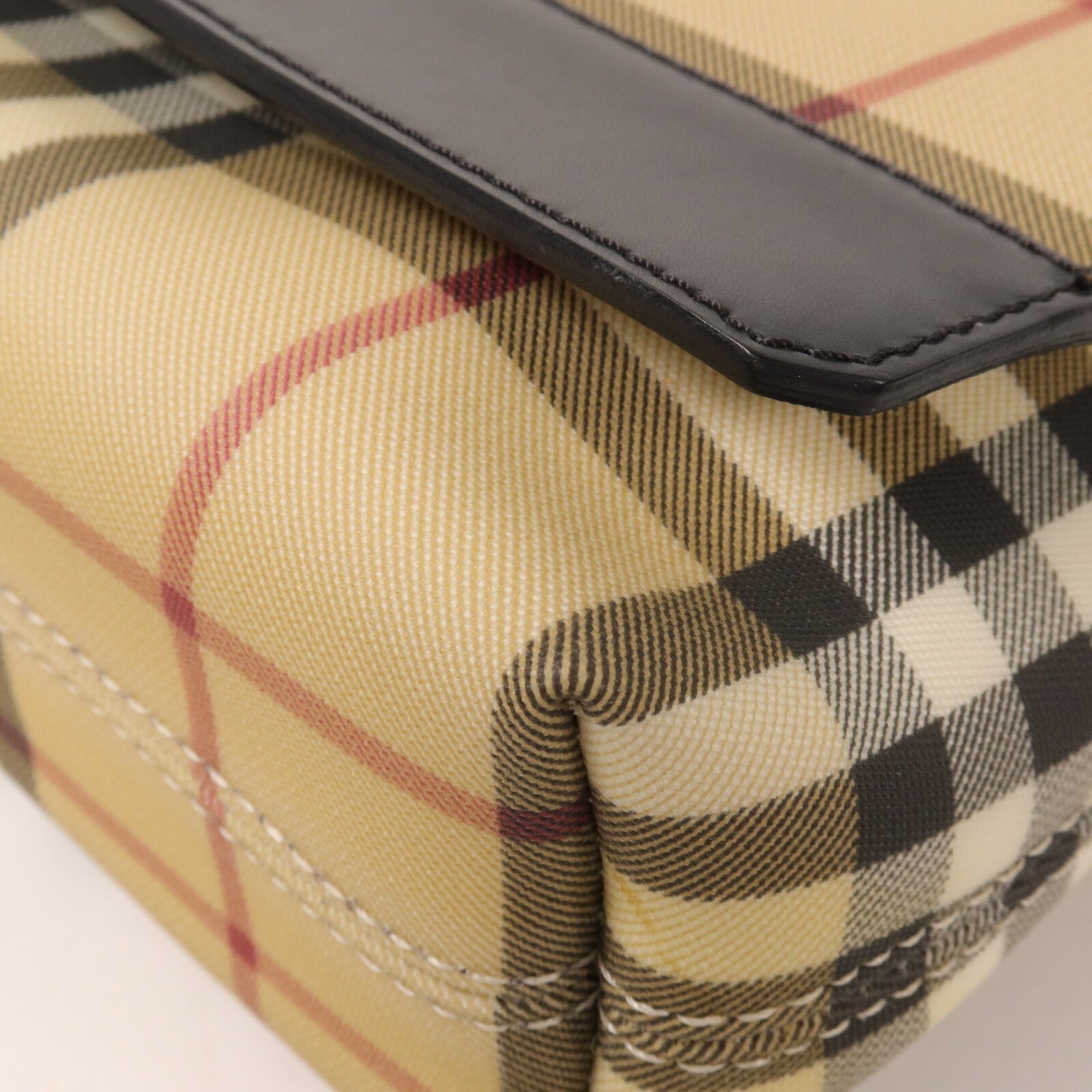BURBERRY 塗層帆布Nova Check肩背袋