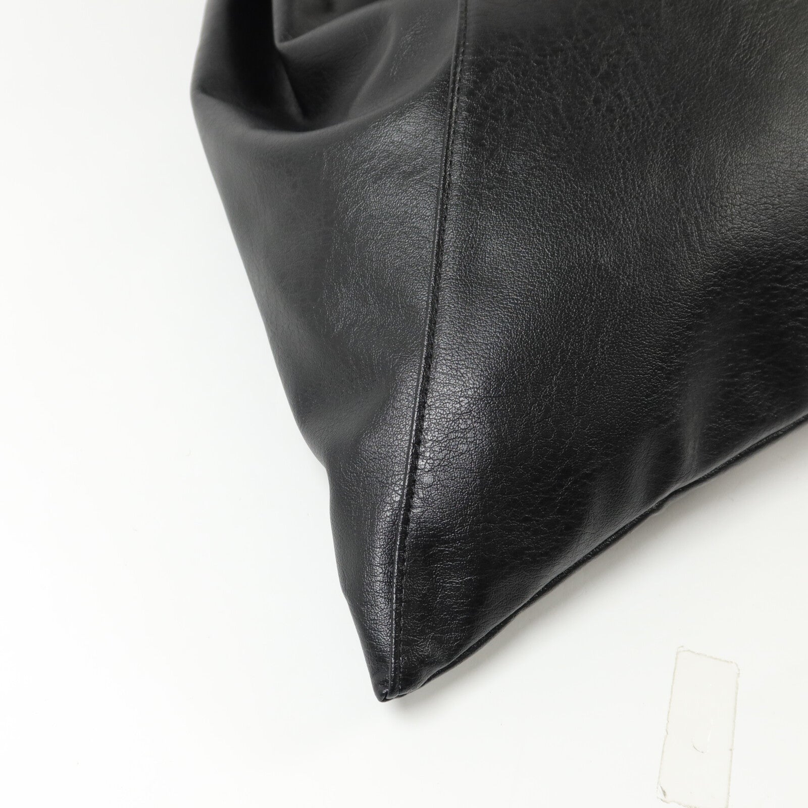 MM6 牛皮皮革Classic Japanese bag M肩背袋