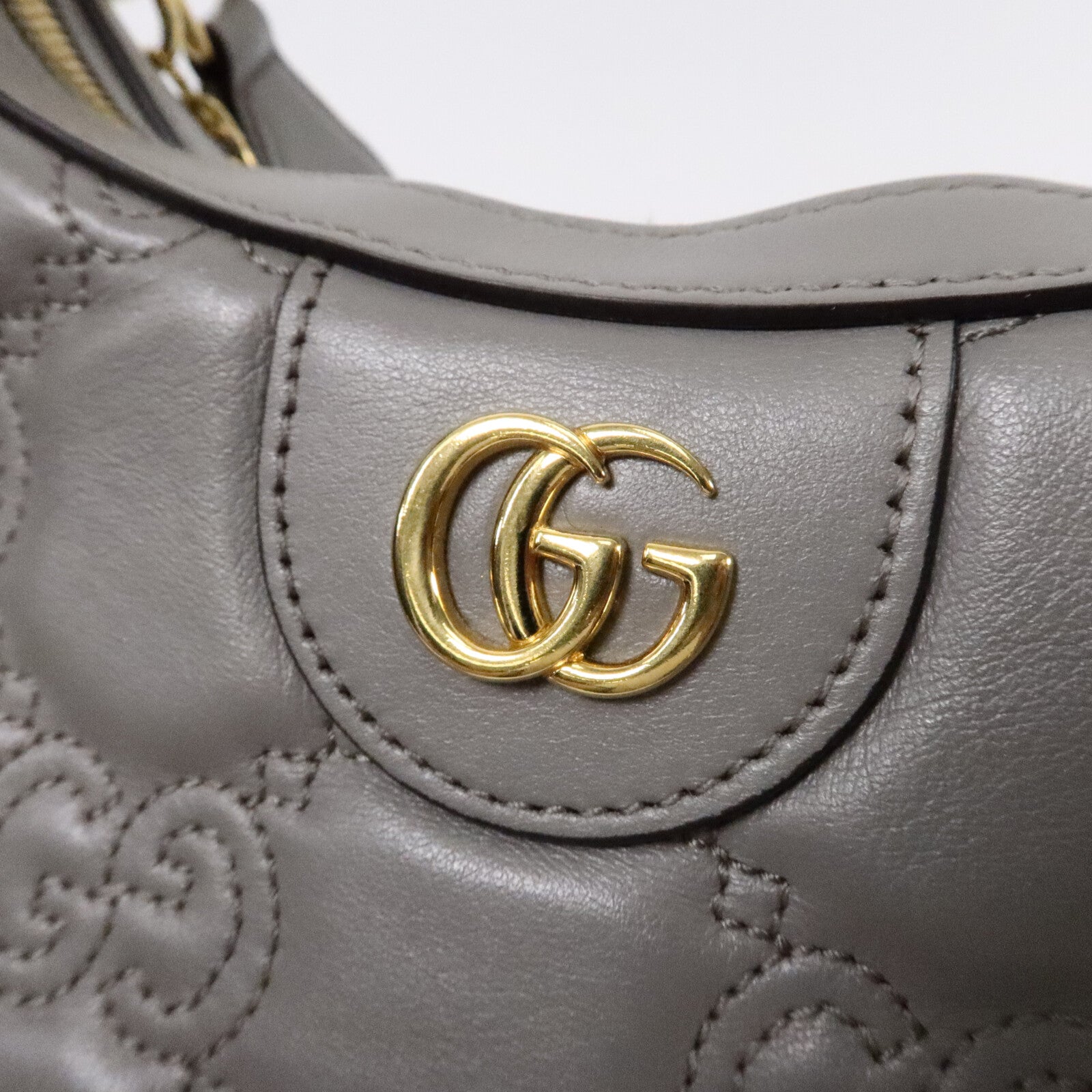 GUCCI 牛皮皮革GG Matelasse肩背袋