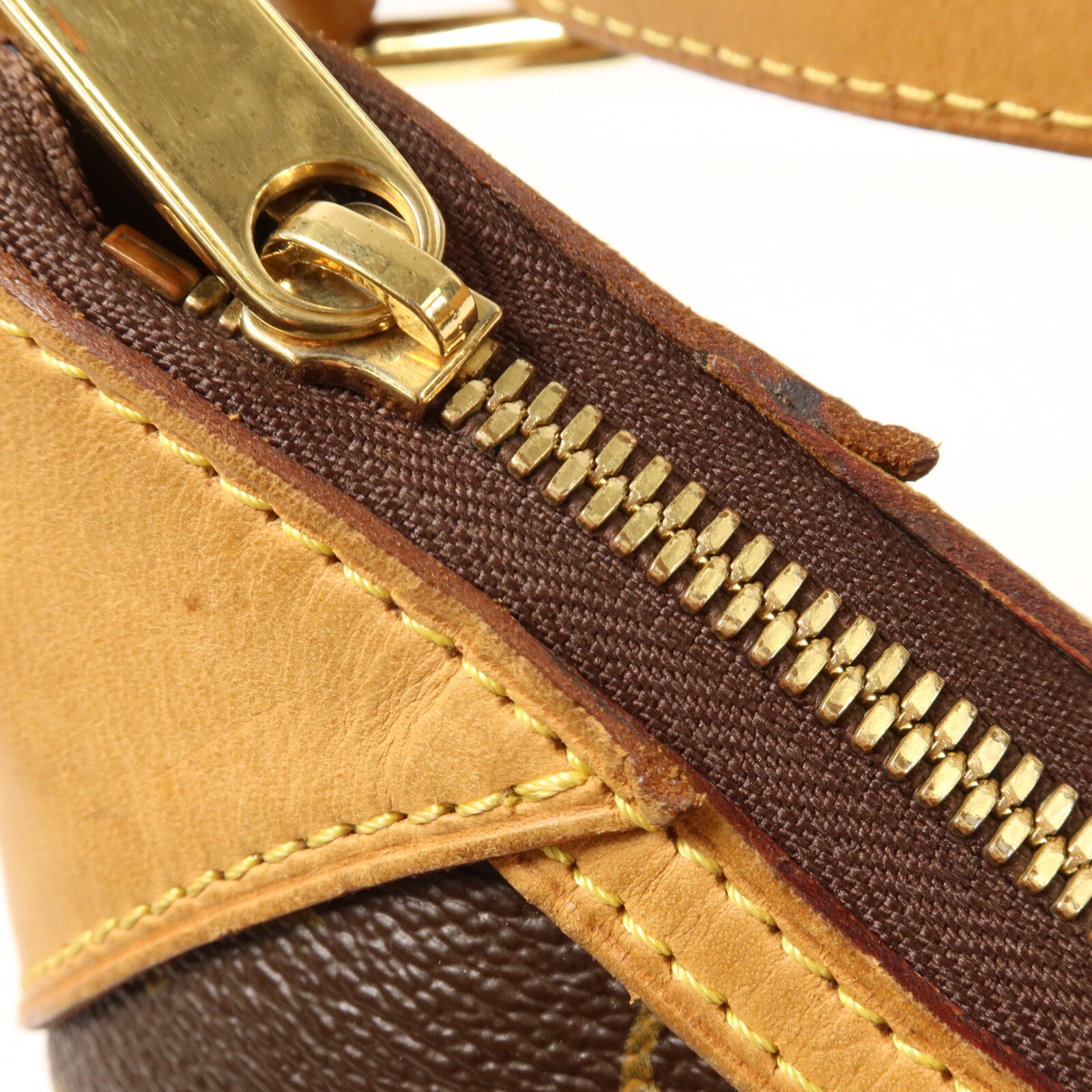 LOUIS VUITTON Monogram Thames PM肩背袋