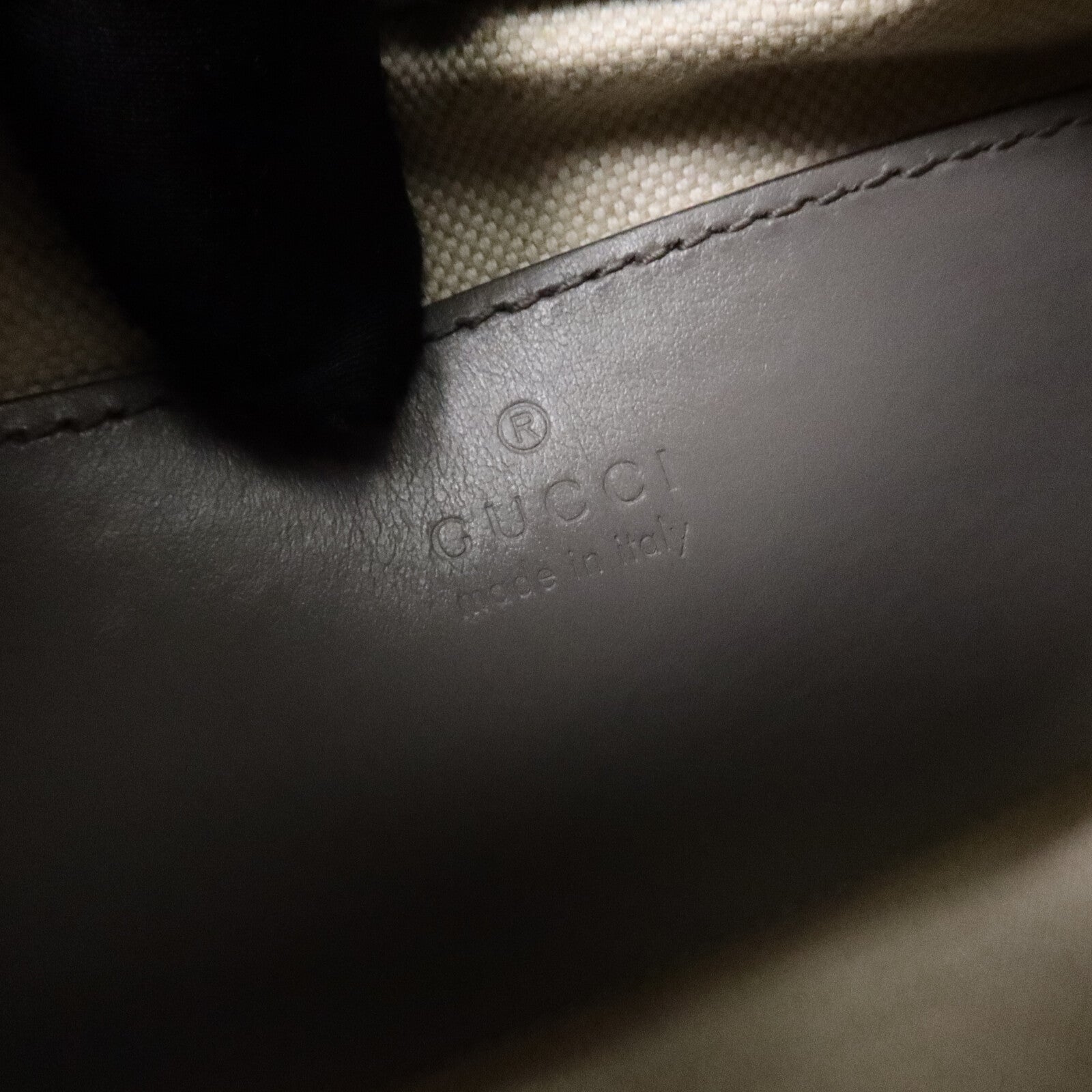 GUCCI 牛皮皮革GG Matelasse肩背袋